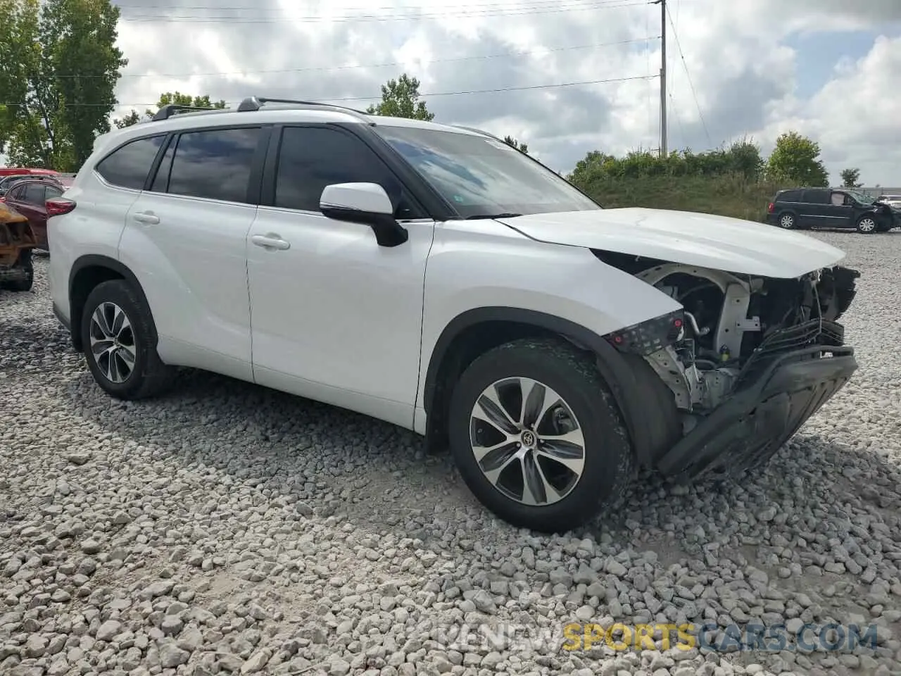 4 Photograph of a damaged car 5TDKDRBH7PS045920 TOYOTA HIGHLANDER 2023