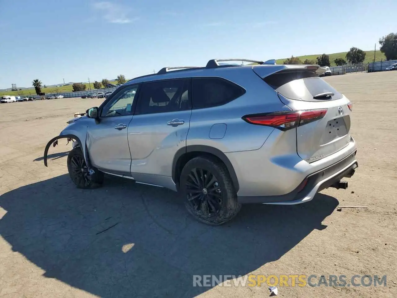 2 Photograph of a damaged car 5TDKDRBH7PS507456 TOYOTA HIGHLANDER 2023