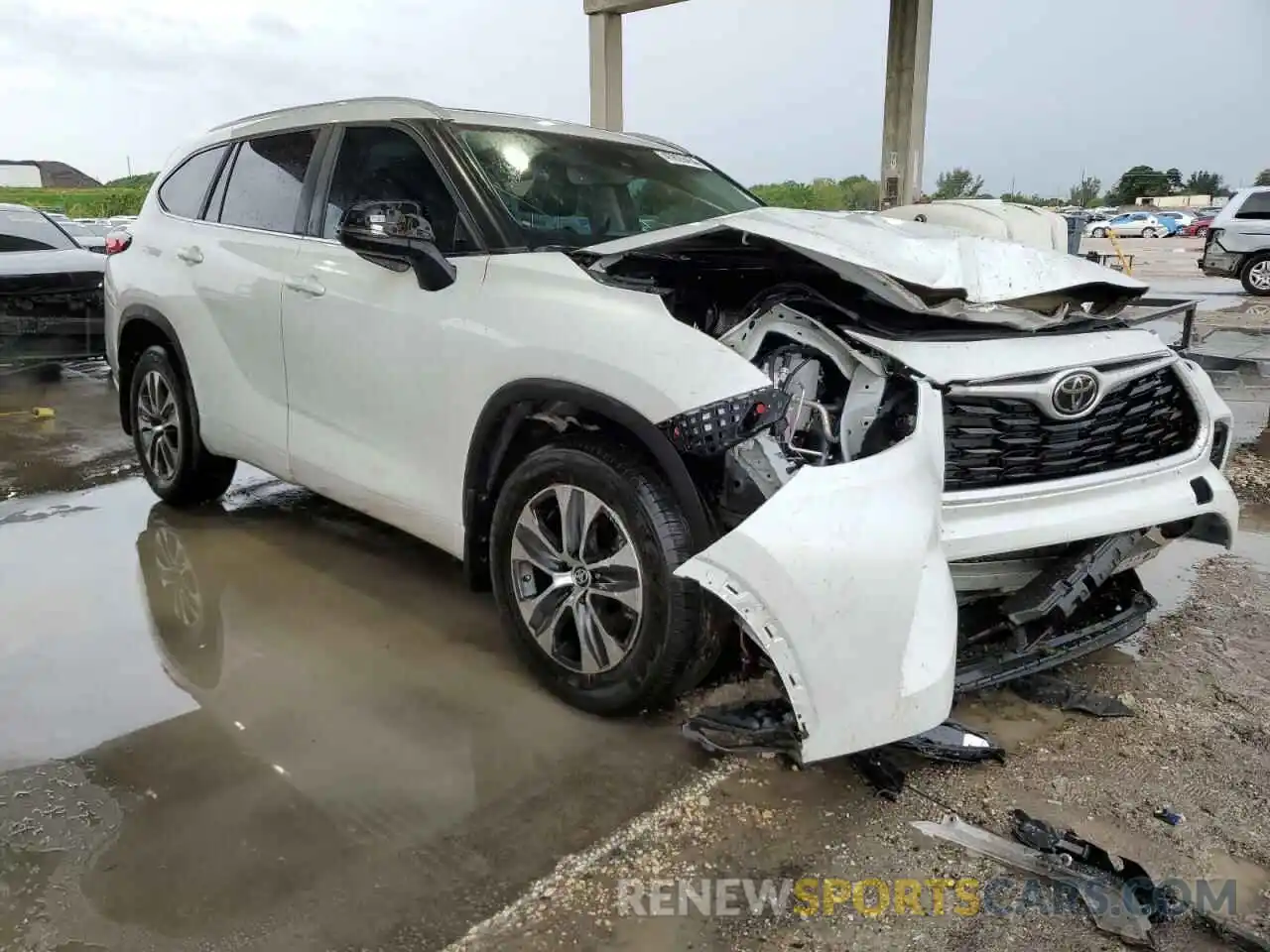 4 Photograph of a damaged car 5TDKDRBH8PS009069 TOYOTA HIGHLANDER 2023