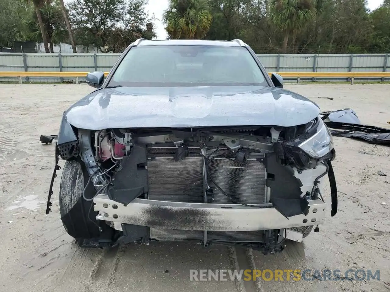 5 Photograph of a damaged car 5TDKDRBH8PS011064 TOYOTA HIGHLANDER 2023