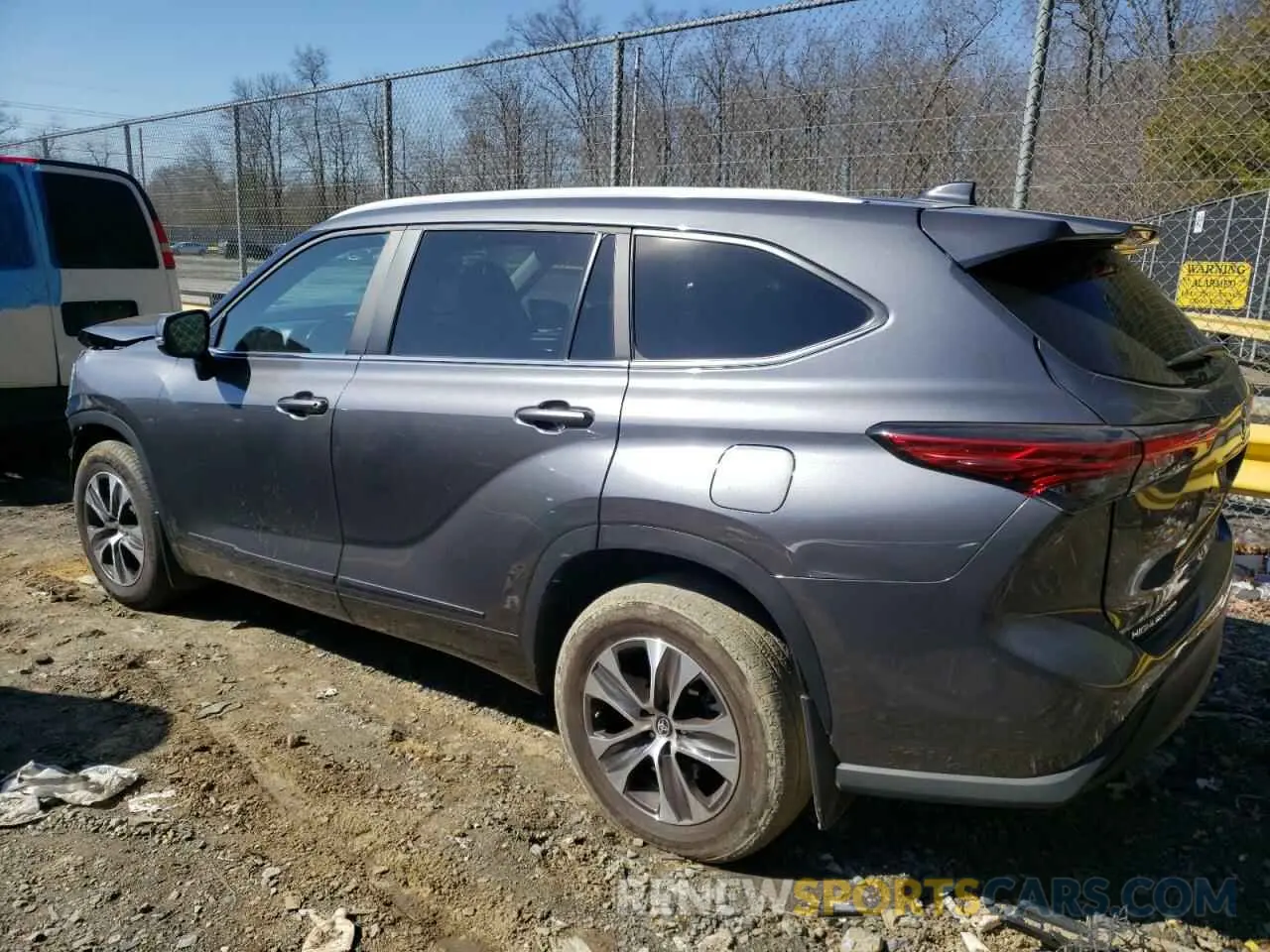 2 Photograph of a damaged car 5TDKDRBHXPS024012 TOYOTA HIGHLANDER 2023