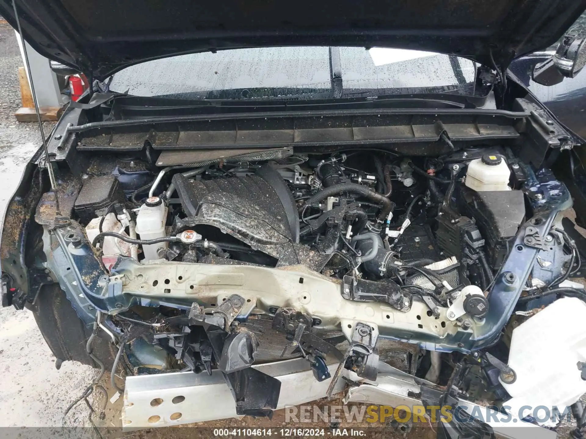 10 Photograph of a damaged car 5TDKDRBHXPS506513 TOYOTA HIGHLANDER 2023