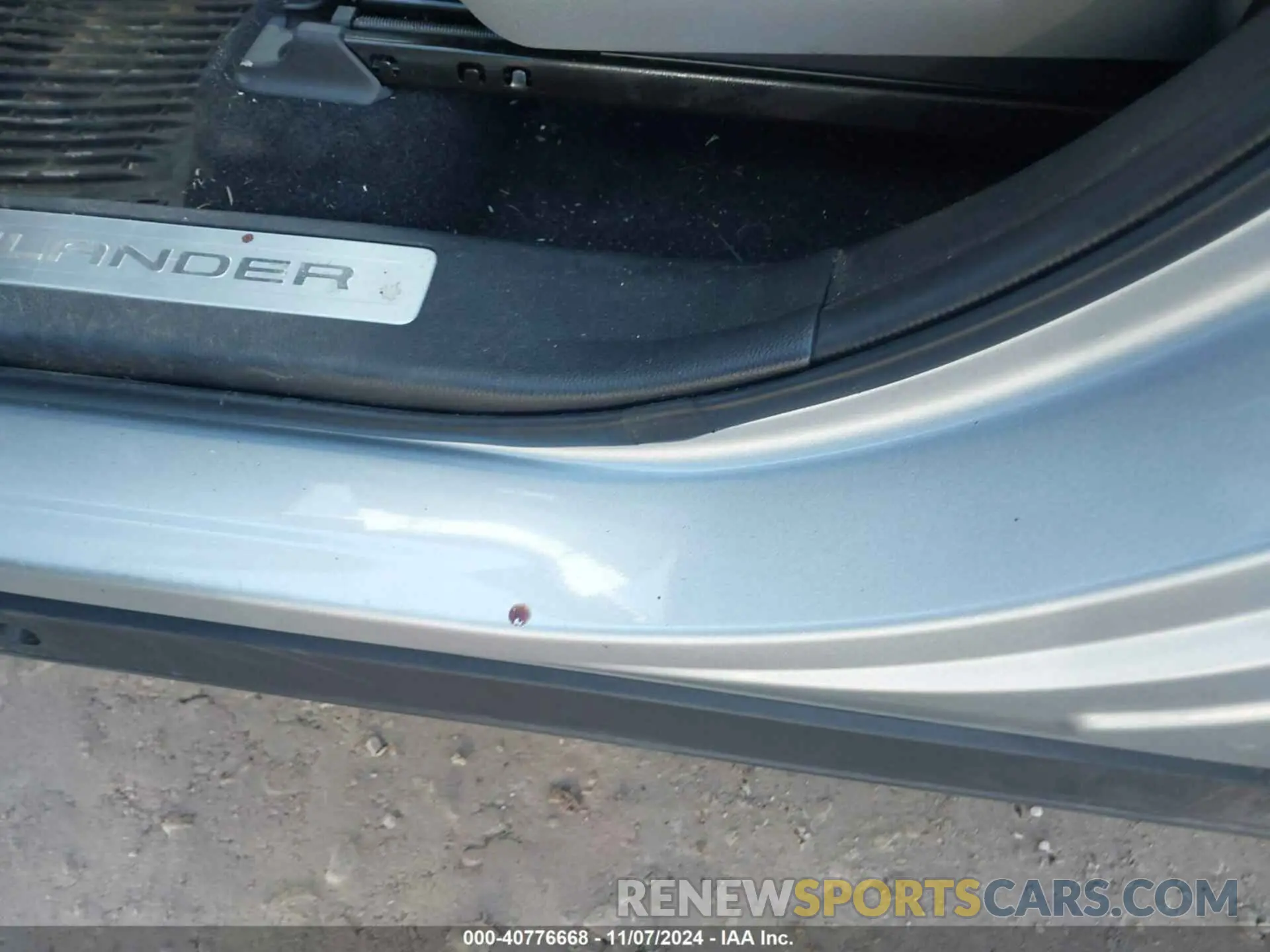 14 Photograph of a damaged car 5TDXBRCH2PS121425 TOYOTA HIGHLANDER 2023