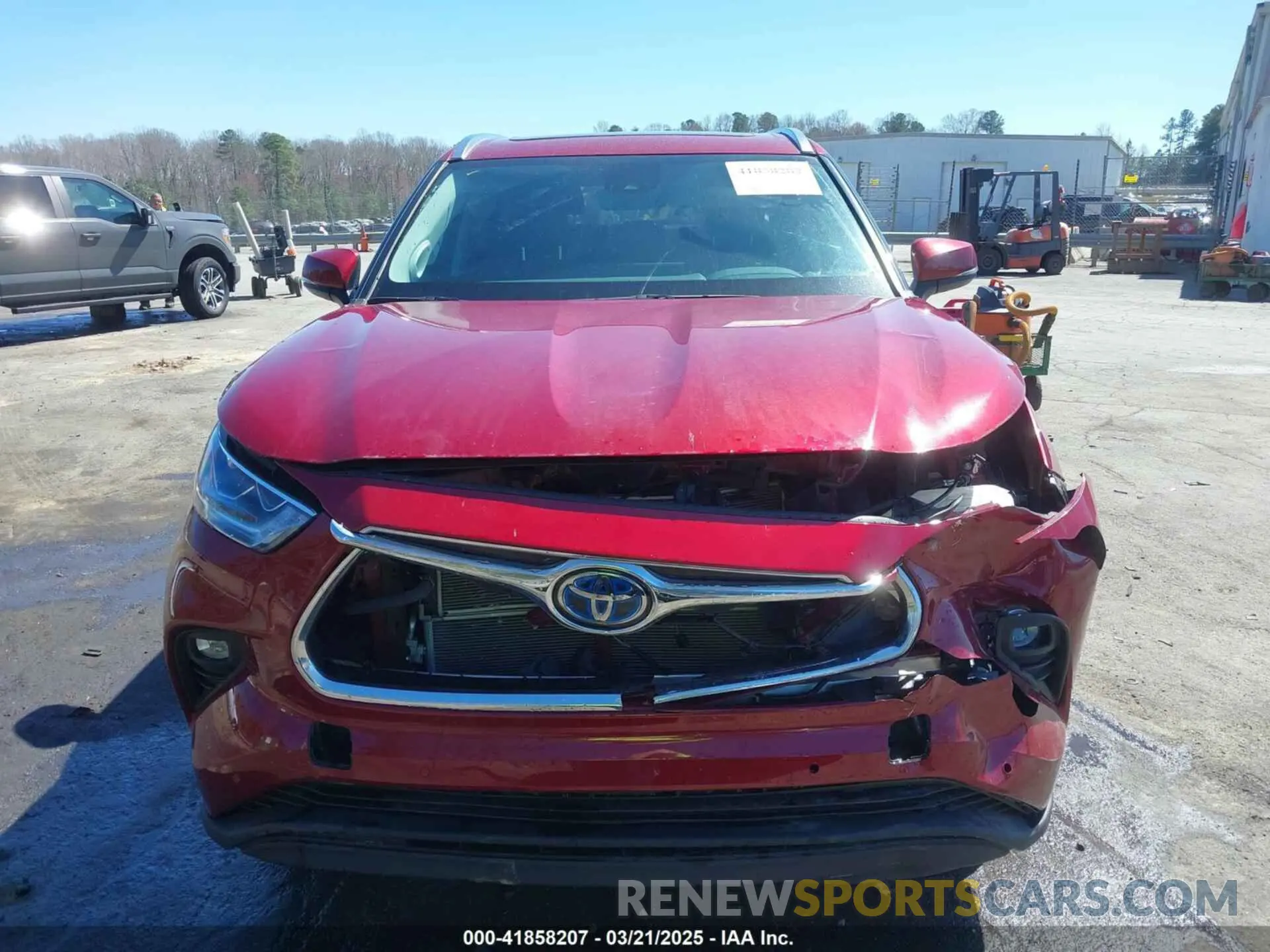 12 Photograph of a damaged car 5TDXBRCH3PS116816 TOYOTA HIGHLANDER 2023