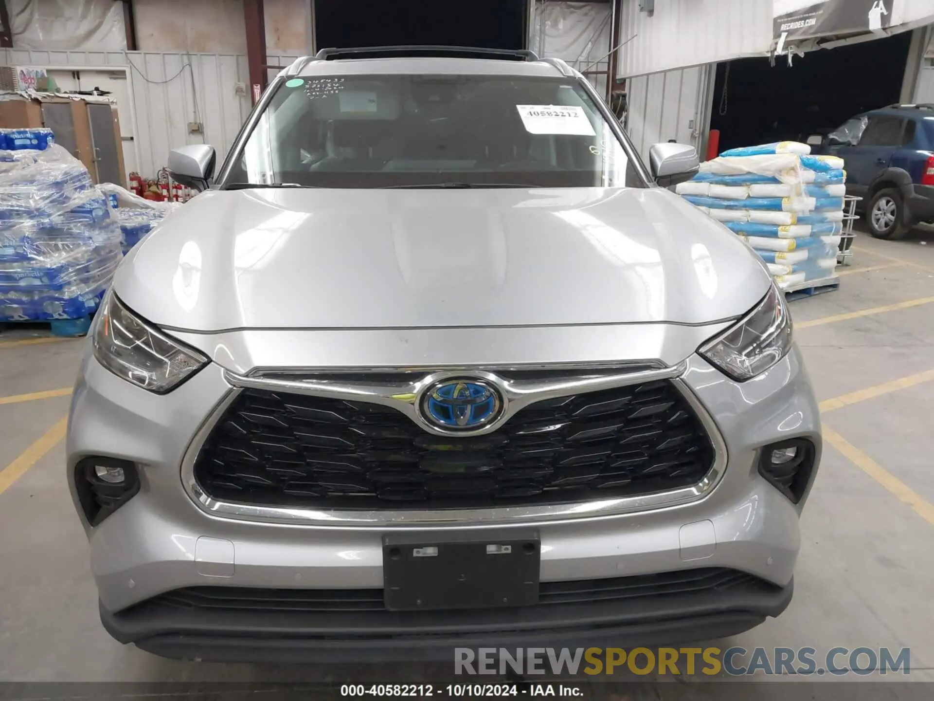 12 Photograph of a damaged car 5TDXBRCH5PS572154 TOYOTA HIGHLANDER 2023