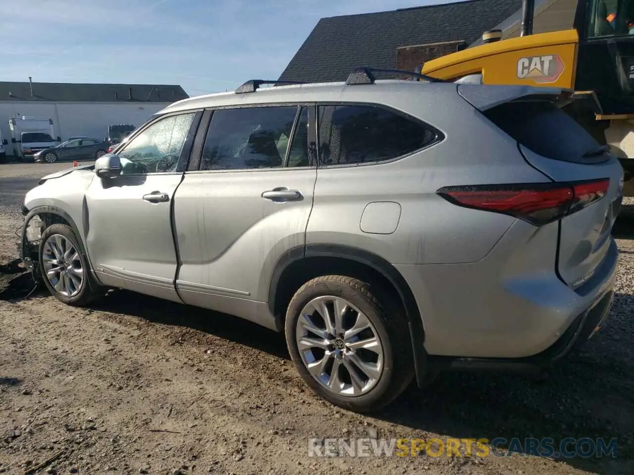 2 Photograph of a damaged car 5TDXBRCH6PS602231 TOYOTA HIGHLANDER 2023