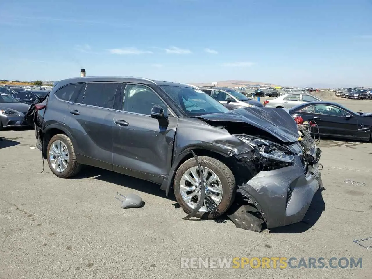 4 Photograph of a damaged car 5TDXBRCH7PS110811 TOYOTA HIGHLANDER 2023