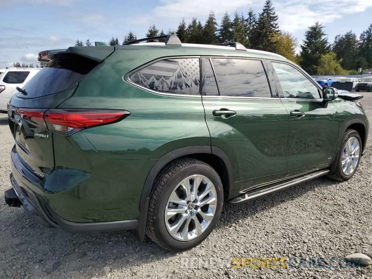3 Photograph of a damaged car 5TDXBRCH8PS573511 TOYOTA HIGHLANDER 2023