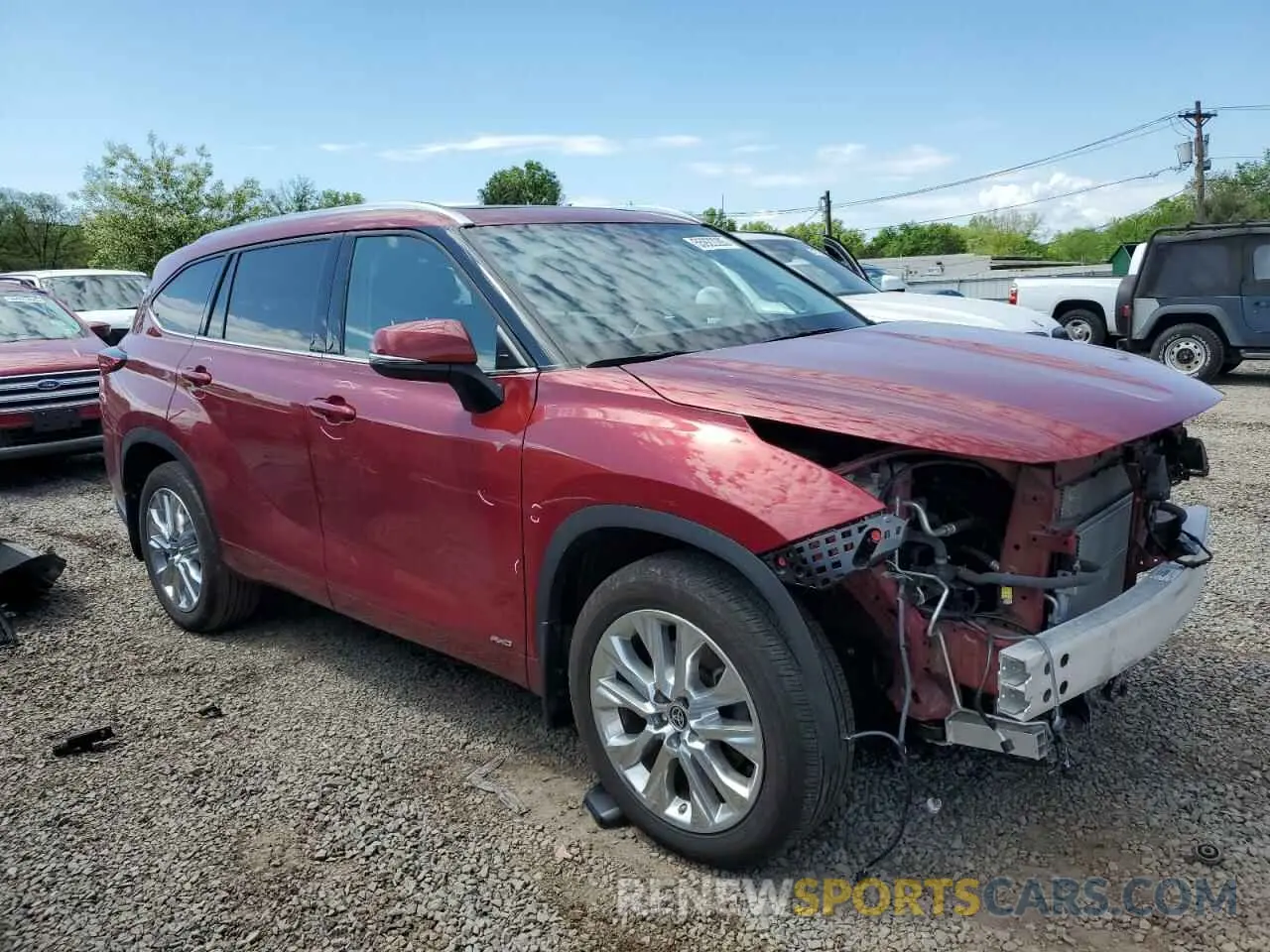 4 Photograph of a damaged car 5TDXBRCH9PS110552 TOYOTA HIGHLANDER 2023