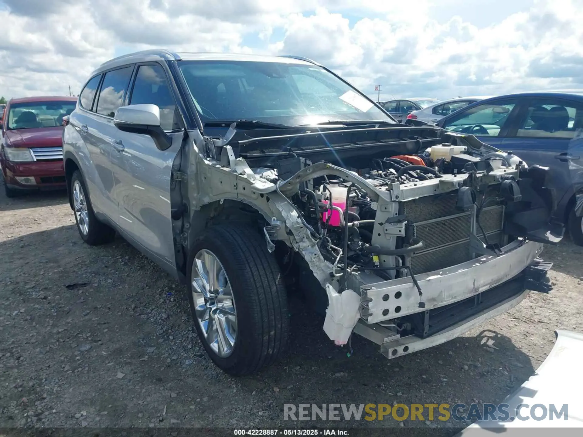 1 Photograph of a damaged car 5TDXBRCHXPS583604 TOYOTA HIGHLANDER 2023