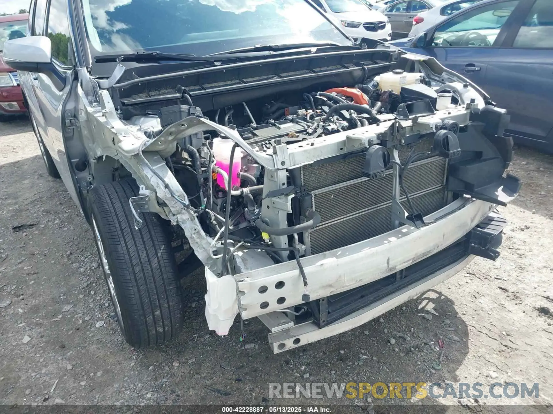6 Photograph of a damaged car 5TDXBRCHXPS583604 TOYOTA HIGHLANDER 2023