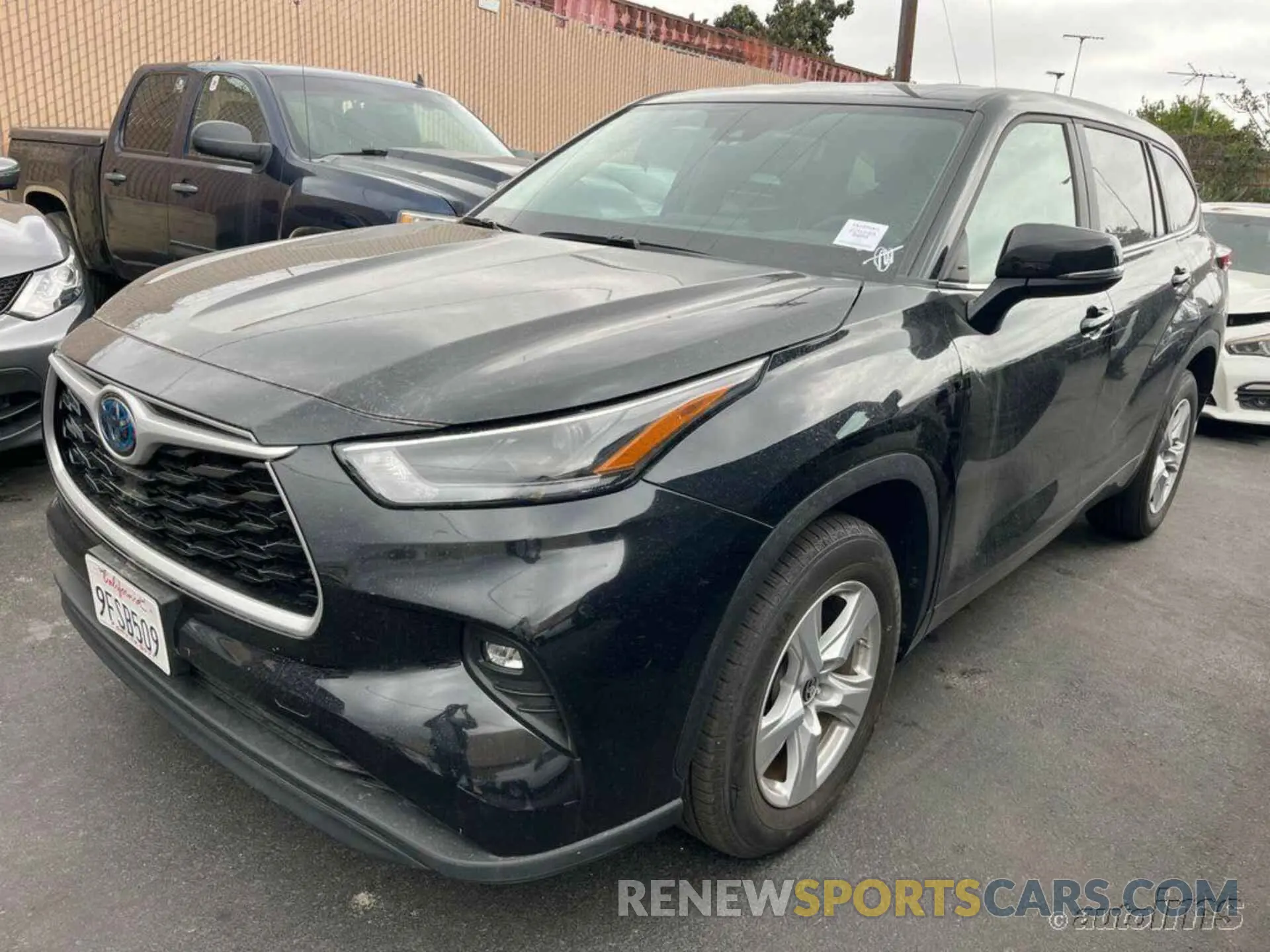 6 Photograph of a damaged car 5TDZARAH3PS527731 TOYOTA HIGHLANDER 2023