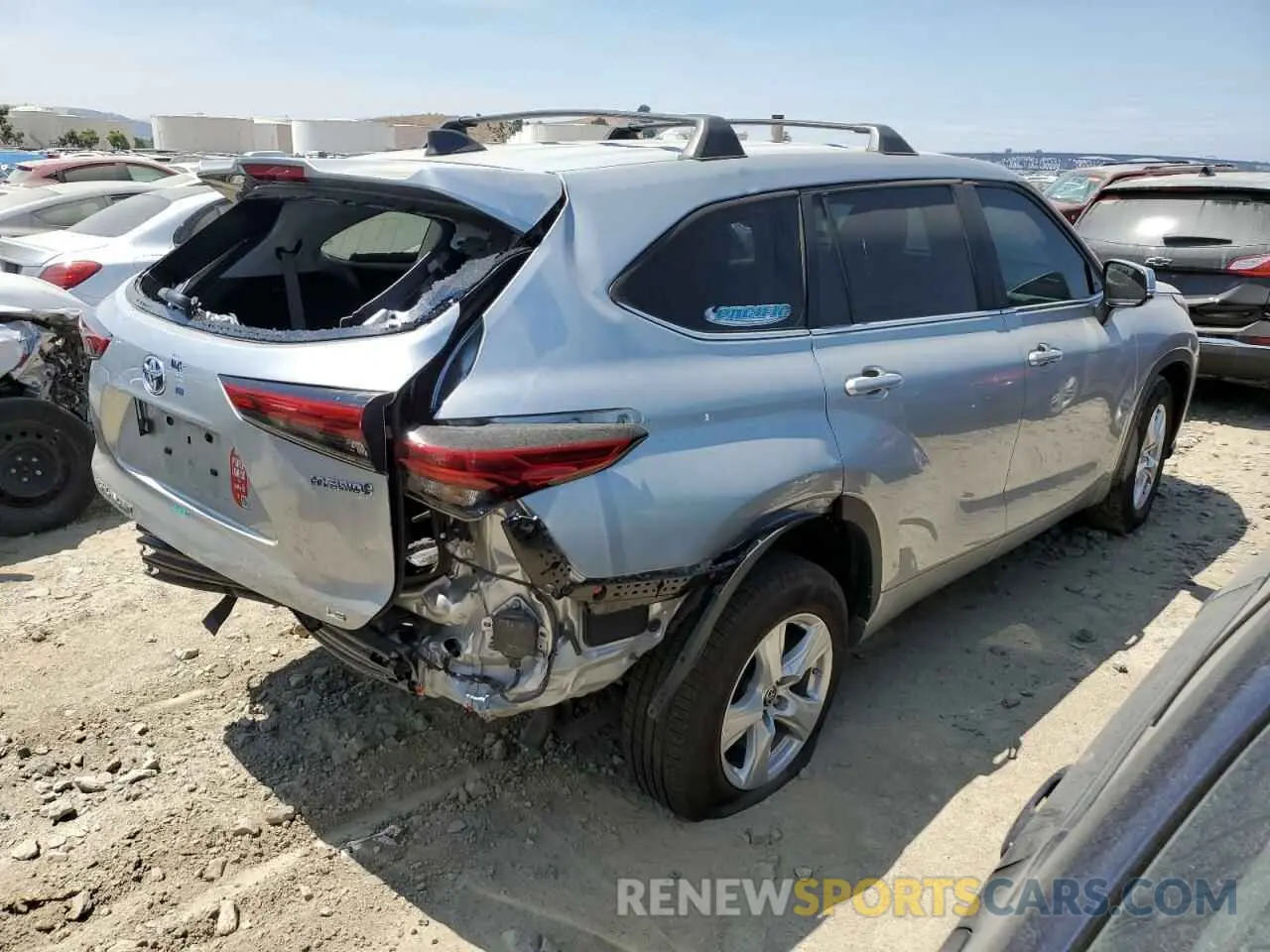3 Photograph of a damaged car 5TDZARAH5PS519808 TOYOTA HIGHLANDER 2023