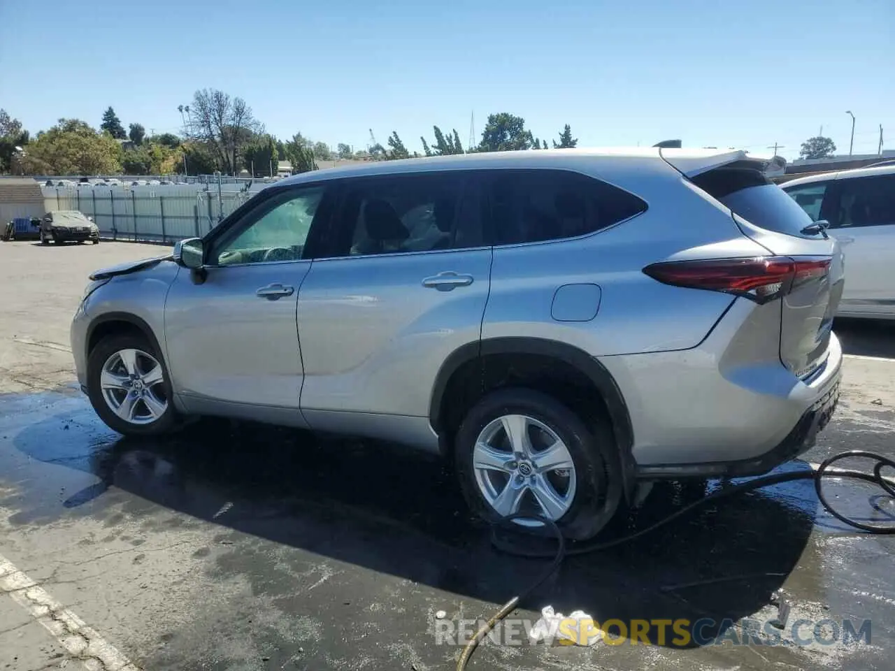 3 Photograph of a damaged car 5TDBBRCH2RS602935 TOYOTA HIGHLANDER 2024