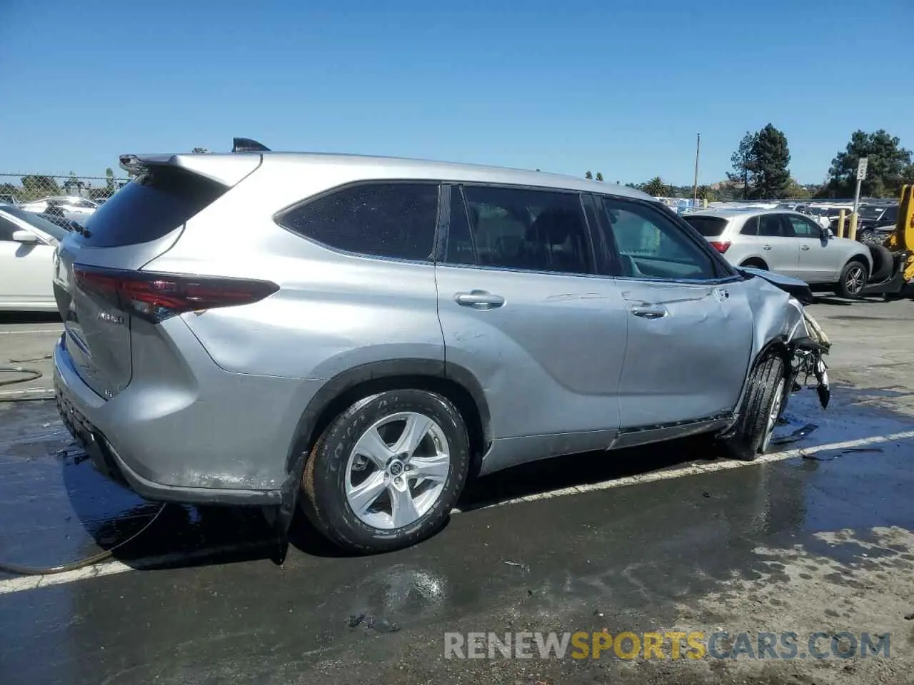6 Photograph of a damaged car 5TDBBRCH2RS602935 TOYOTA HIGHLANDER 2024