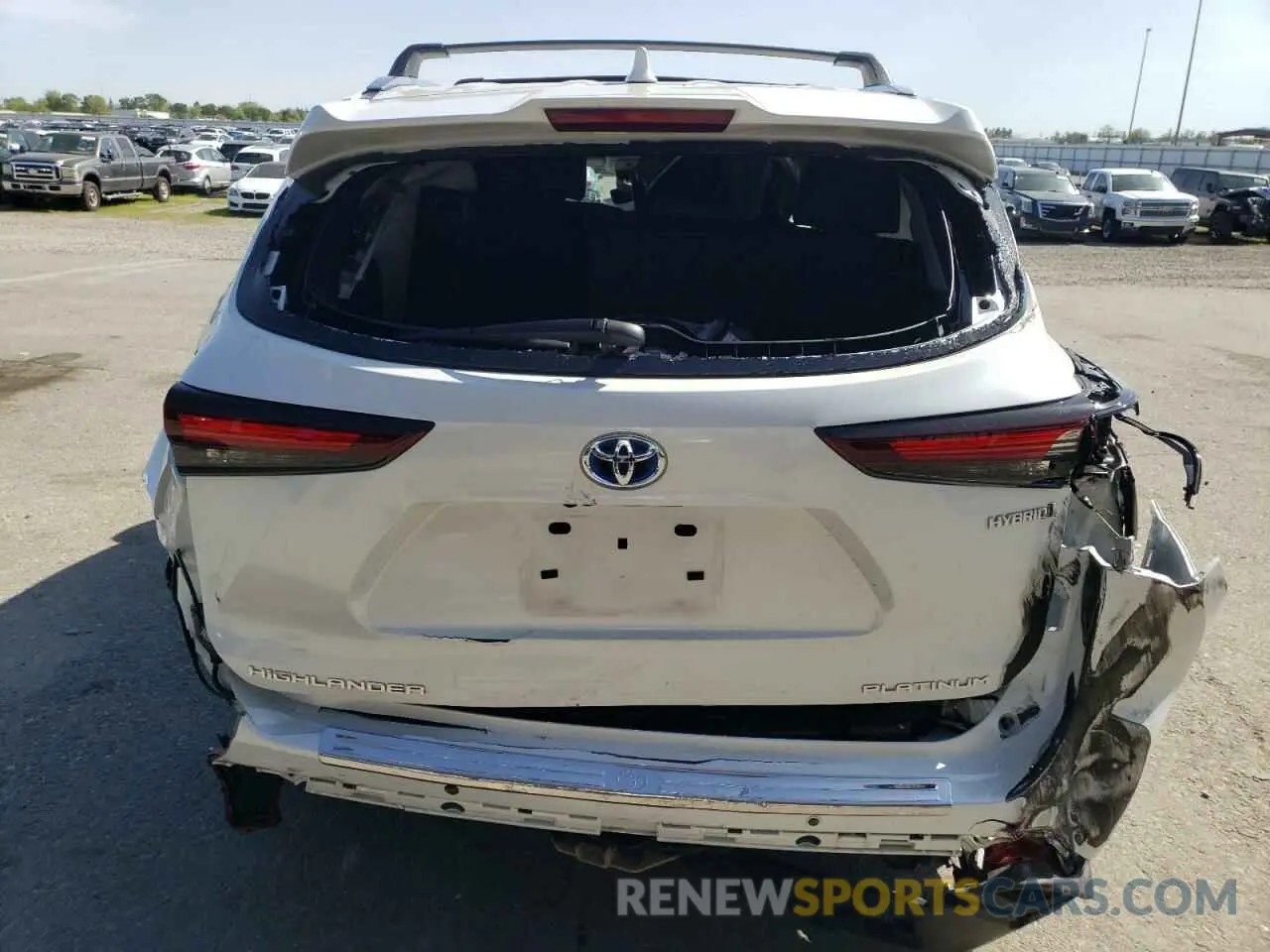 6 Photograph of a damaged car 5TDEBRCH6RS636695 TOYOTA HIGHLANDER 2024