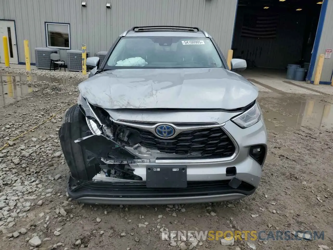 5 Photograph of a damaged car 5TDEBRCHXRS603912 TOYOTA HIGHLANDER 2024