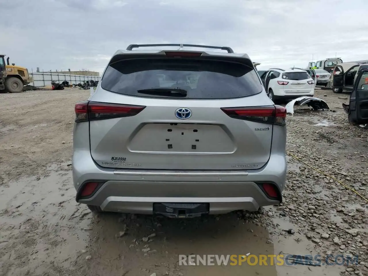 6 Photograph of a damaged car 5TDEBRCHXRS603912 TOYOTA HIGHLANDER 2024