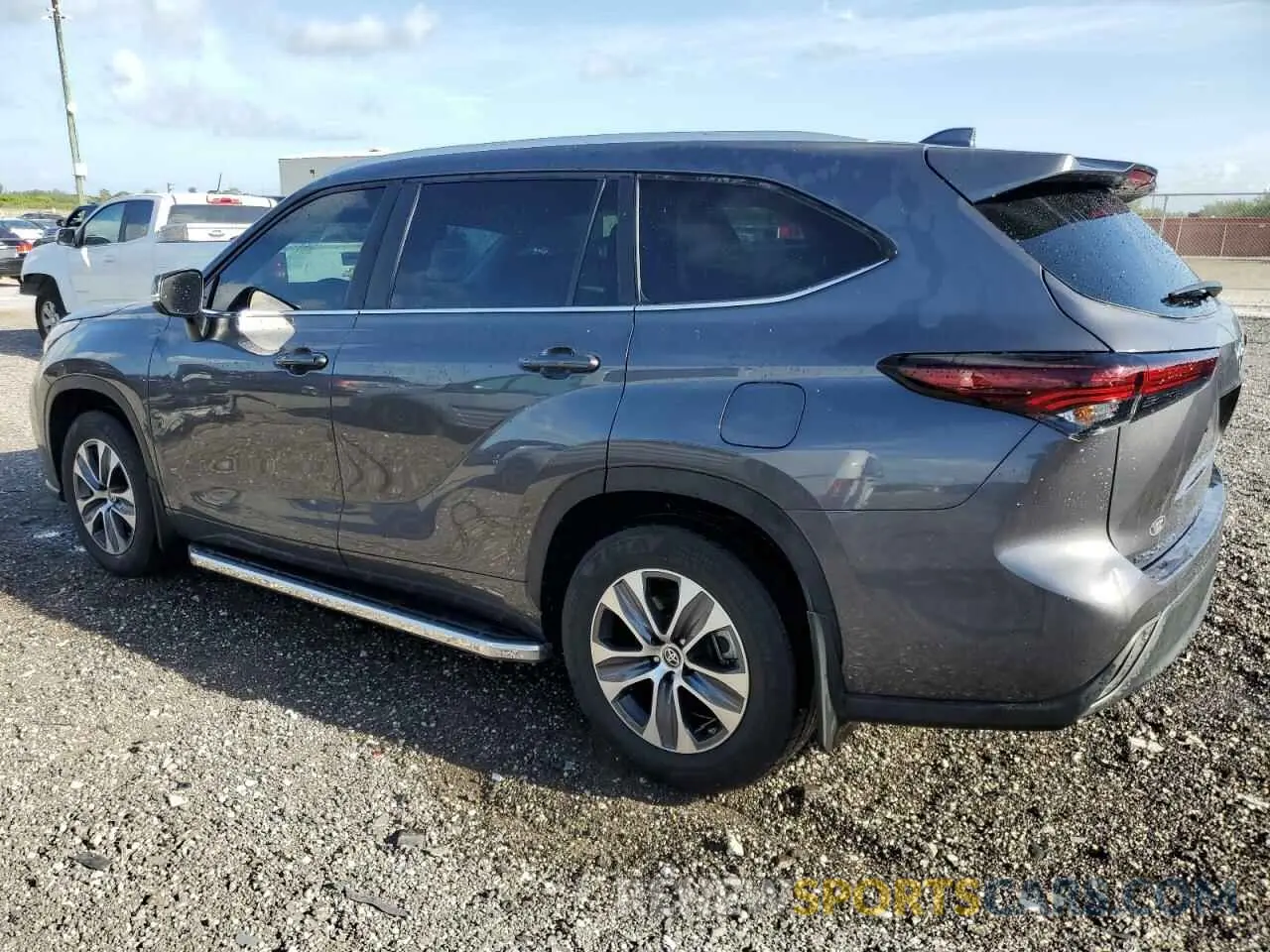 2 Photograph of a damaged car 5TDKARAH1RS530020 TOYOTA HIGHLANDER 2024