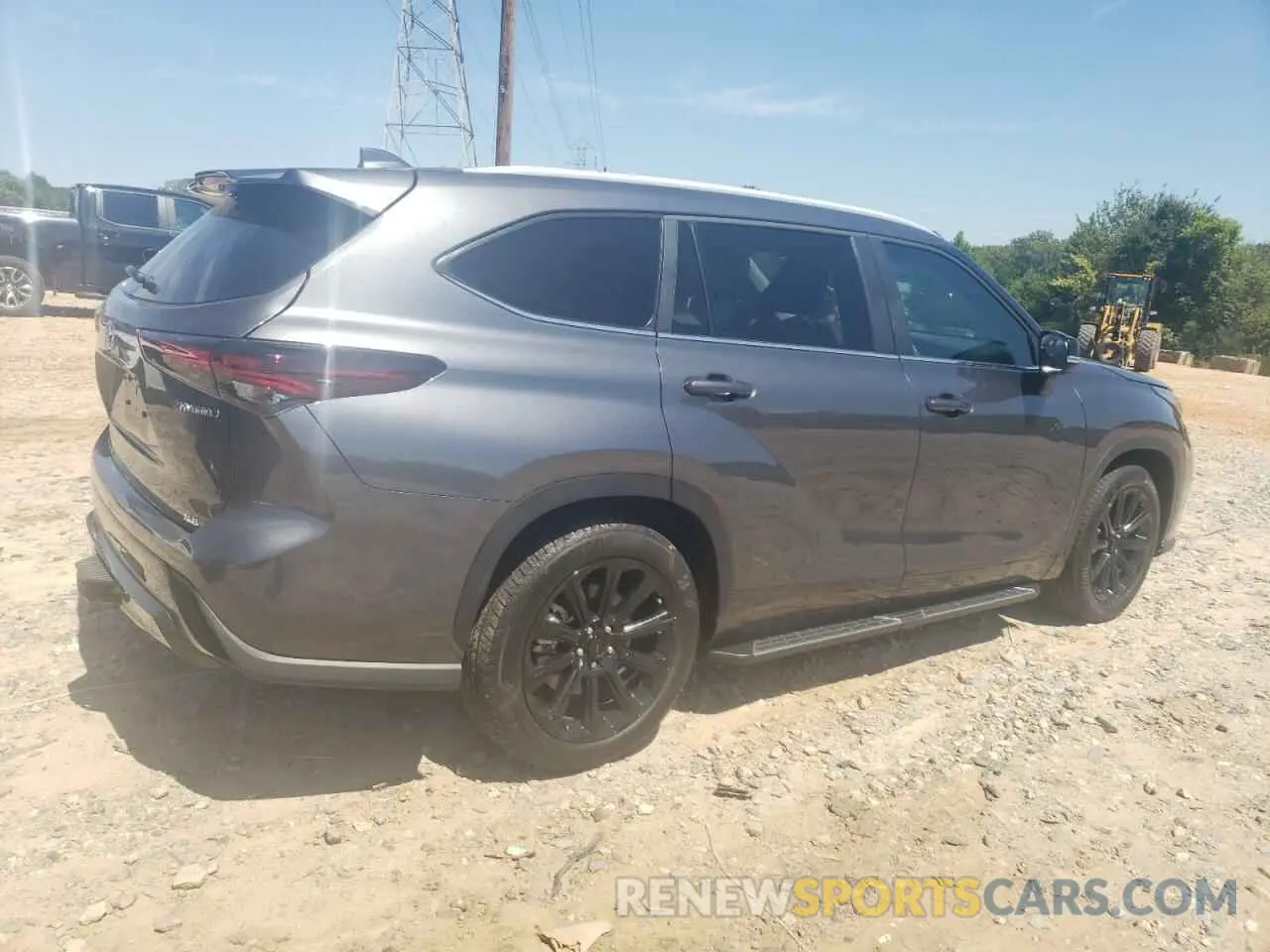 3 Photograph of a damaged car 5TDKARAH3RS024981 TOYOTA HIGHLANDER 2024