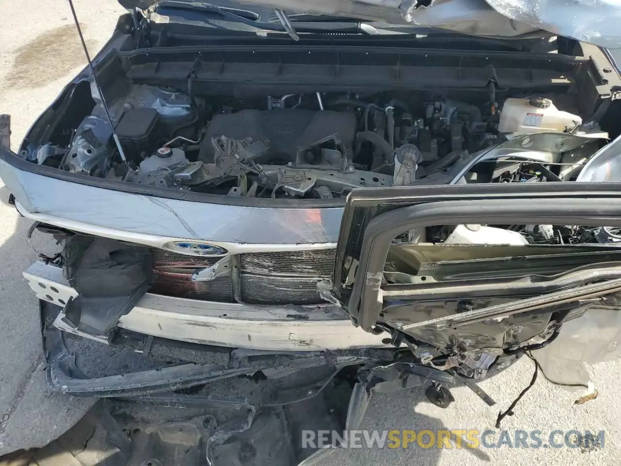 13 Photograph of a damaged car 5TDKARAHXRS023746 TOYOTA HIGHLANDER 2024