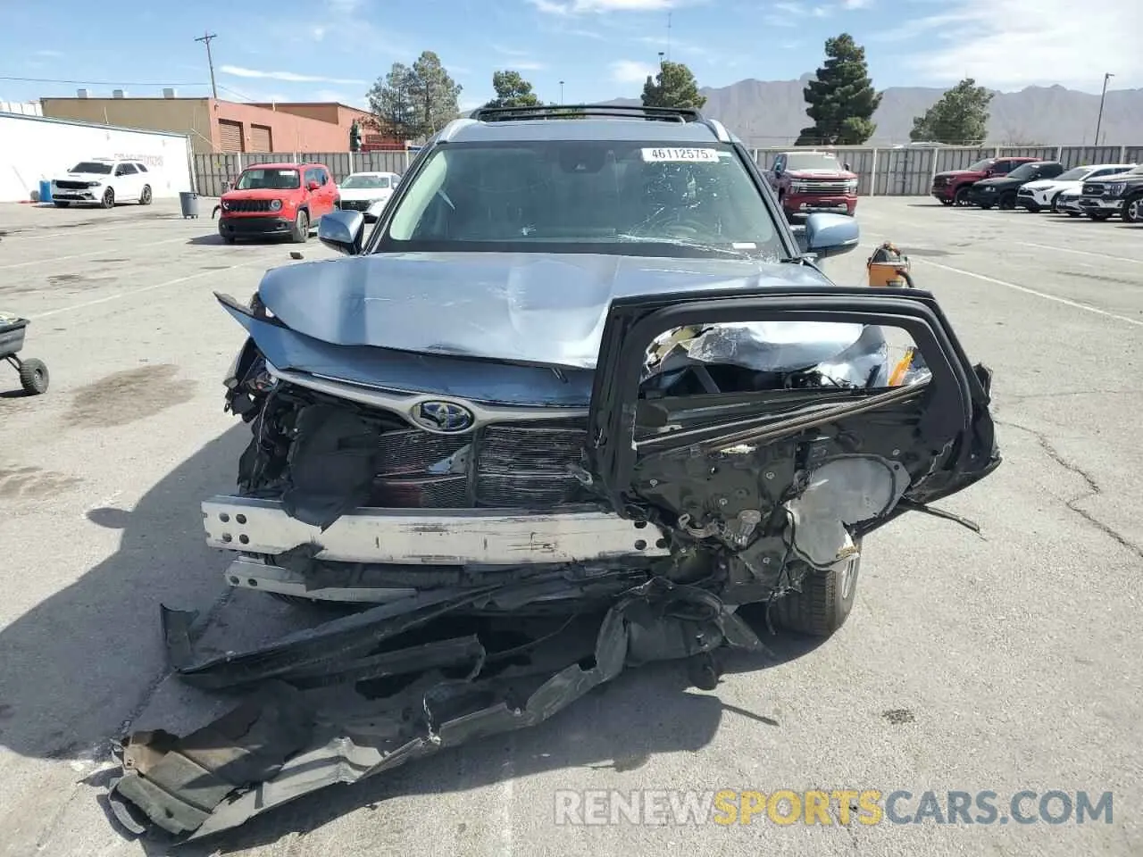 5 Photograph of a damaged car 5TDKARAHXRS023746 TOYOTA HIGHLANDER 2024