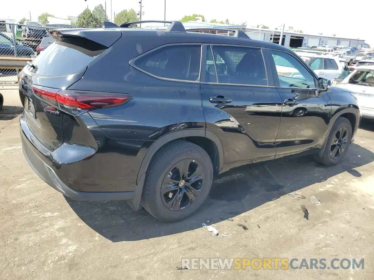 3 Photograph of a damaged car 5TDKBRCH5RS139124 TOYOTA HIGHLANDER 2024