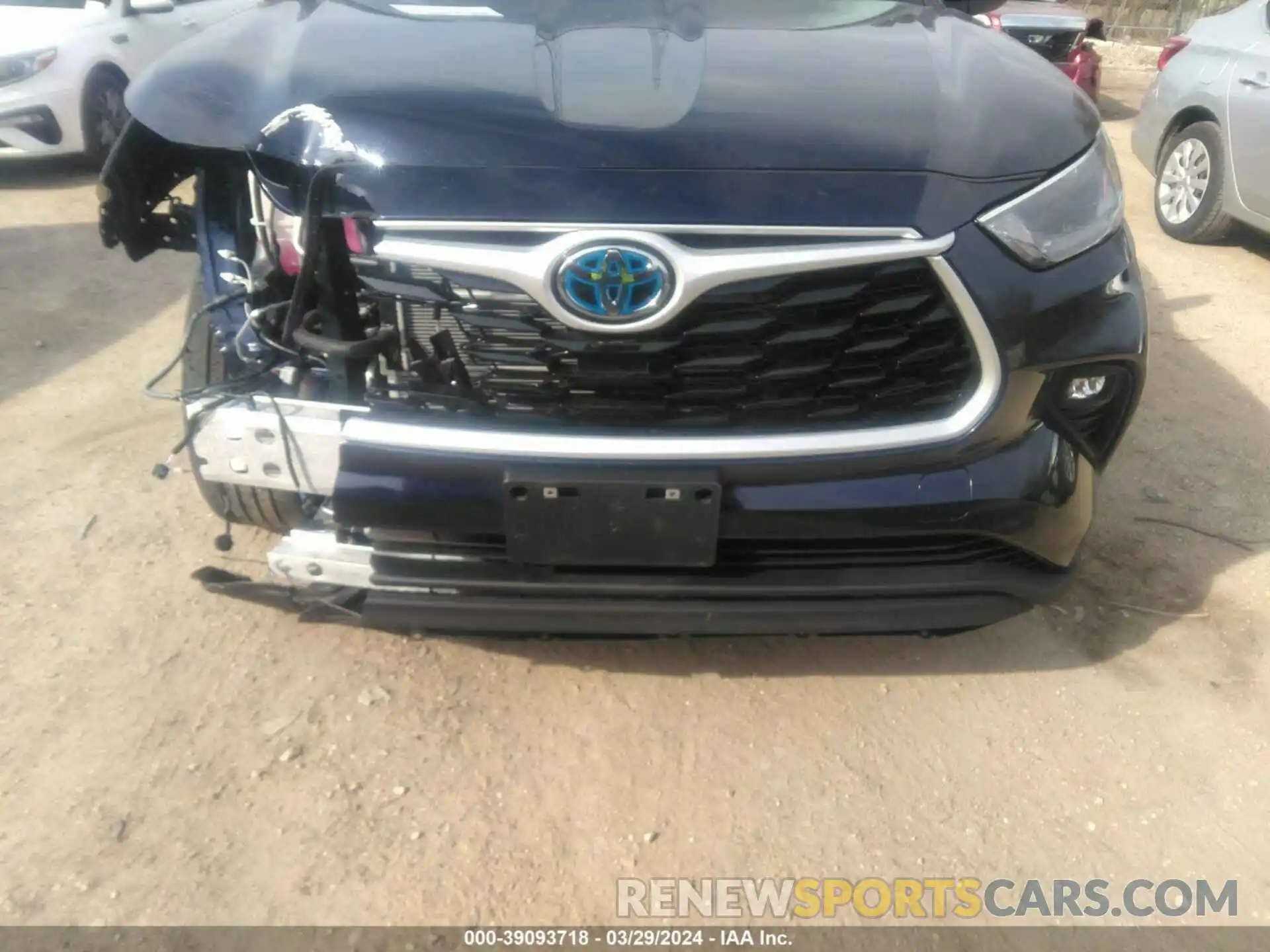 13 Photograph of a damaged car 5TDKBRCH5RS603903 TOYOTA HIGHLANDER 2024