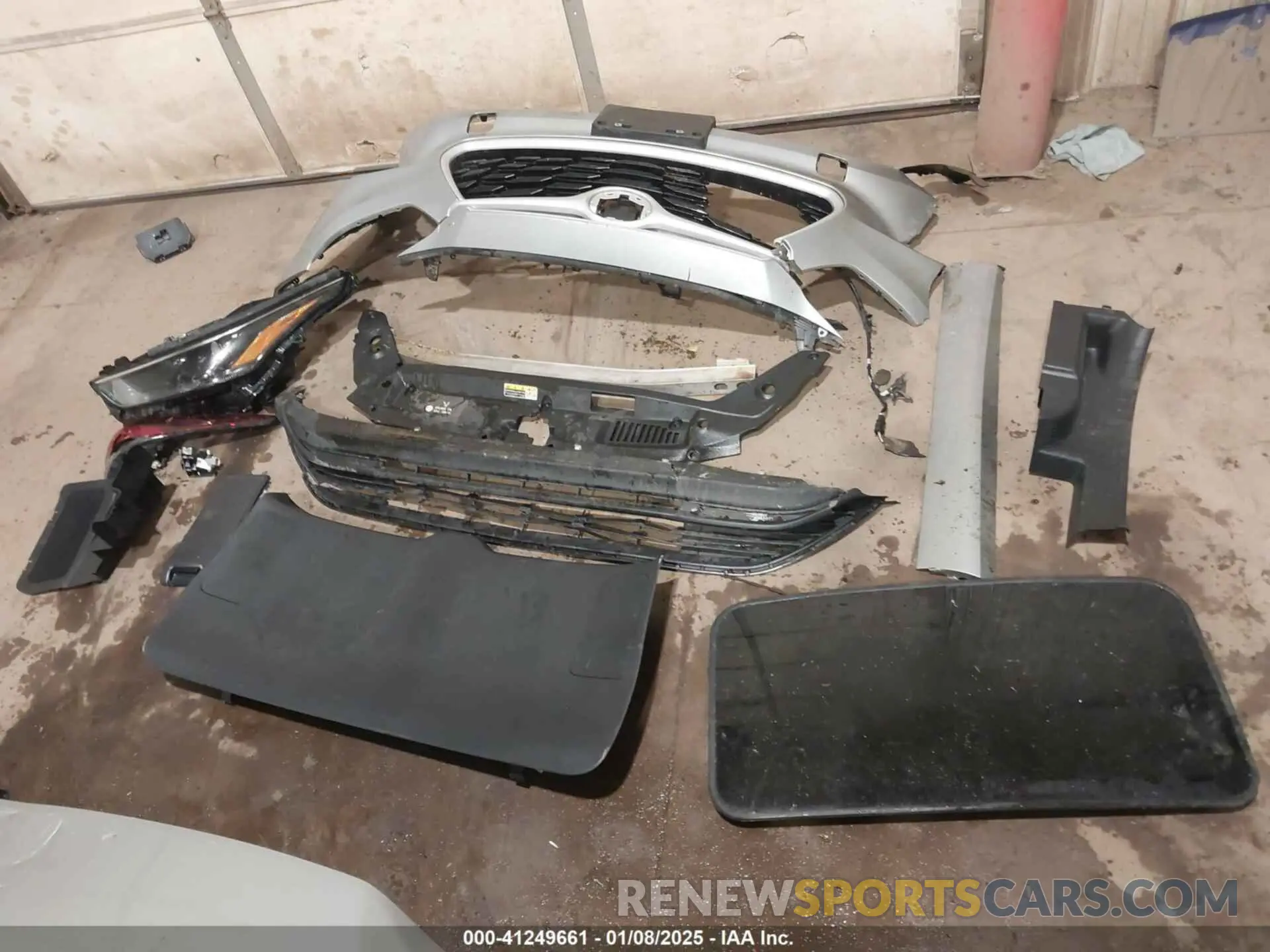 11 Photograph of a damaged car 5TDKBRCH8RS607251 TOYOTA HIGHLANDER 2024