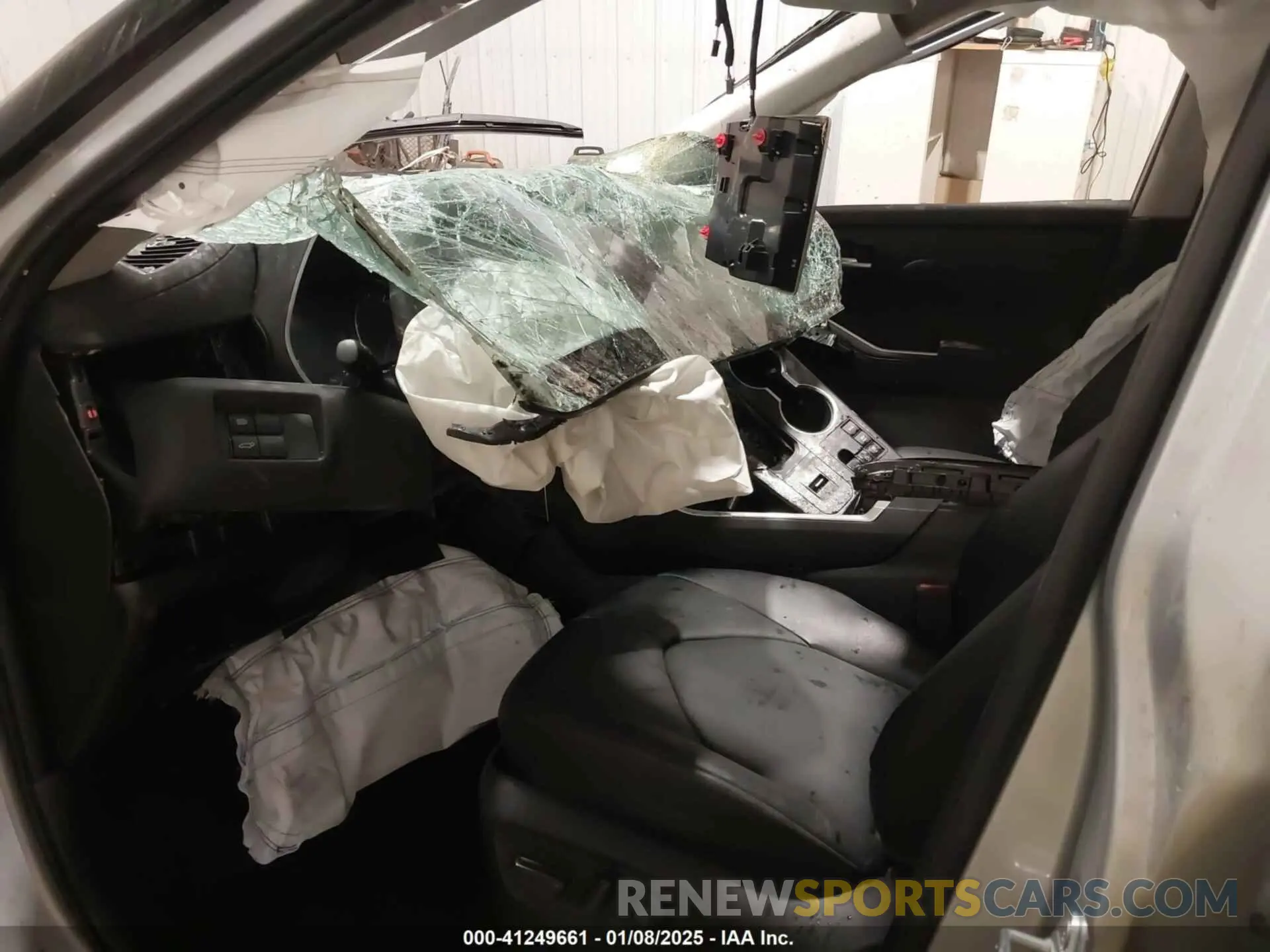 5 Photograph of a damaged car 5TDKBRCH8RS607251 TOYOTA HIGHLANDER 2024
