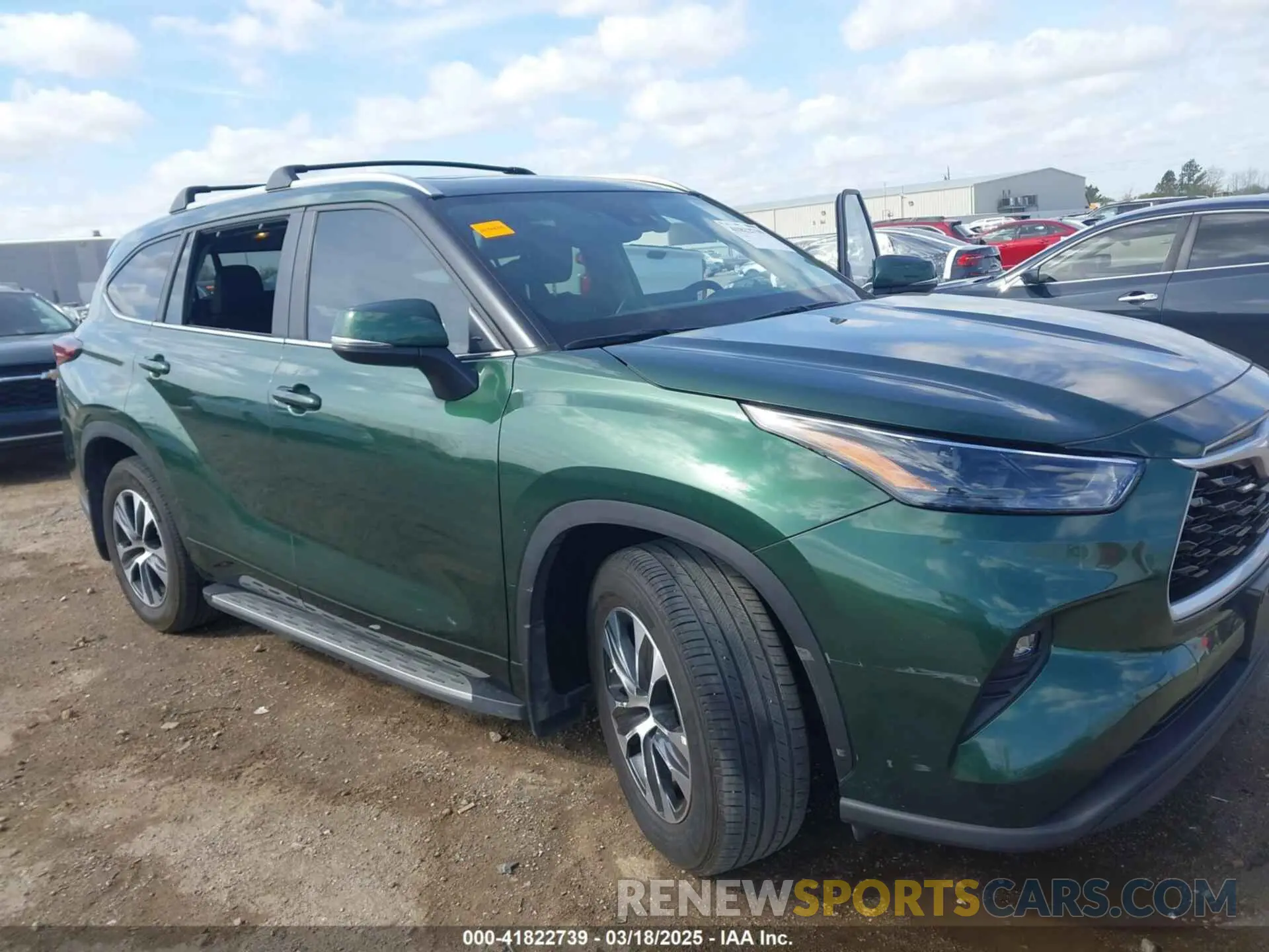 6 Photograph of a damaged car 5TDKDRAH0RS528069 TOYOTA HIGHLANDER 2024