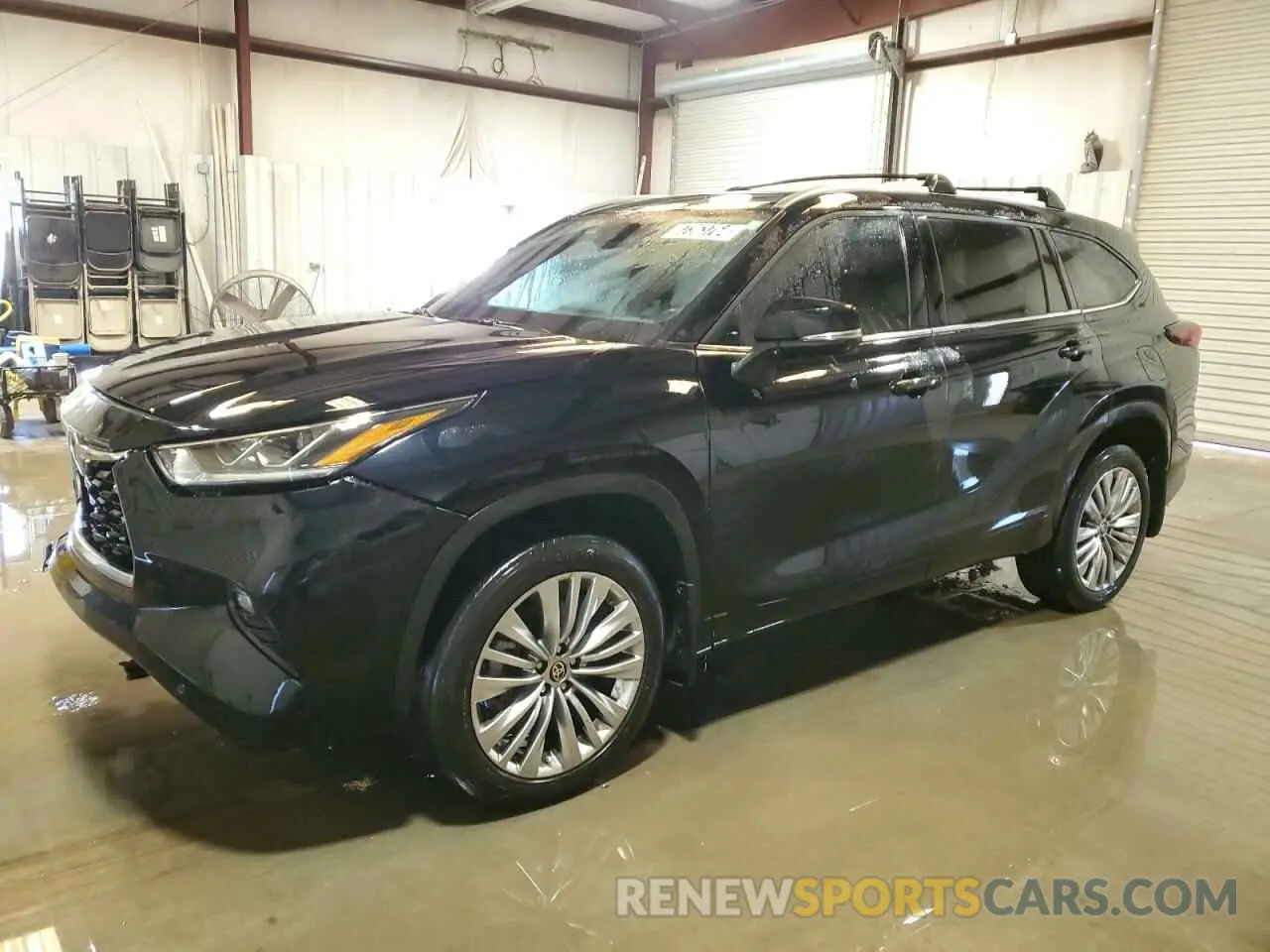 1 Photograph of a damaged car 5TDKDRAH2RS529157 TOYOTA HIGHLANDER 2024