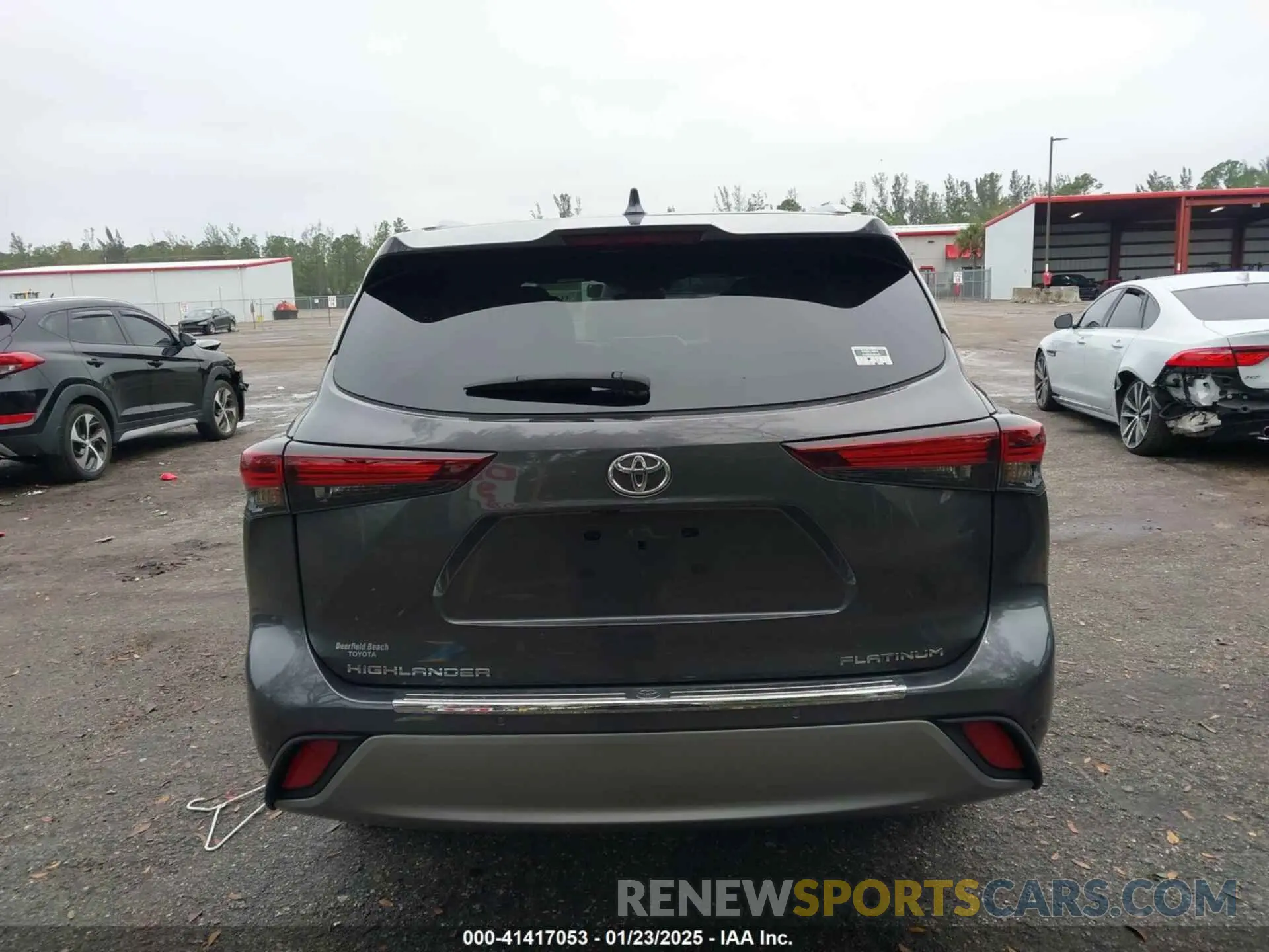 16 Photograph of a damaged car 5TDKDRAH2RS537694 TOYOTA HIGHLANDER 2024