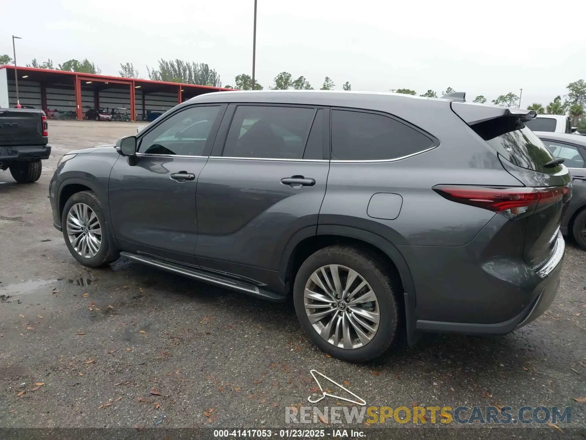 3 Photograph of a damaged car 5TDKDRAH2RS537694 TOYOTA HIGHLANDER 2024