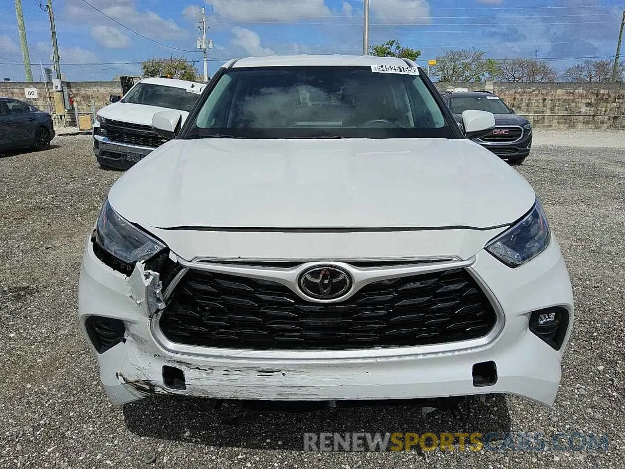 5 Photograph of a damaged car 5TDKDRAH2RS539218 TOYOTA HIGHLANDER 2024