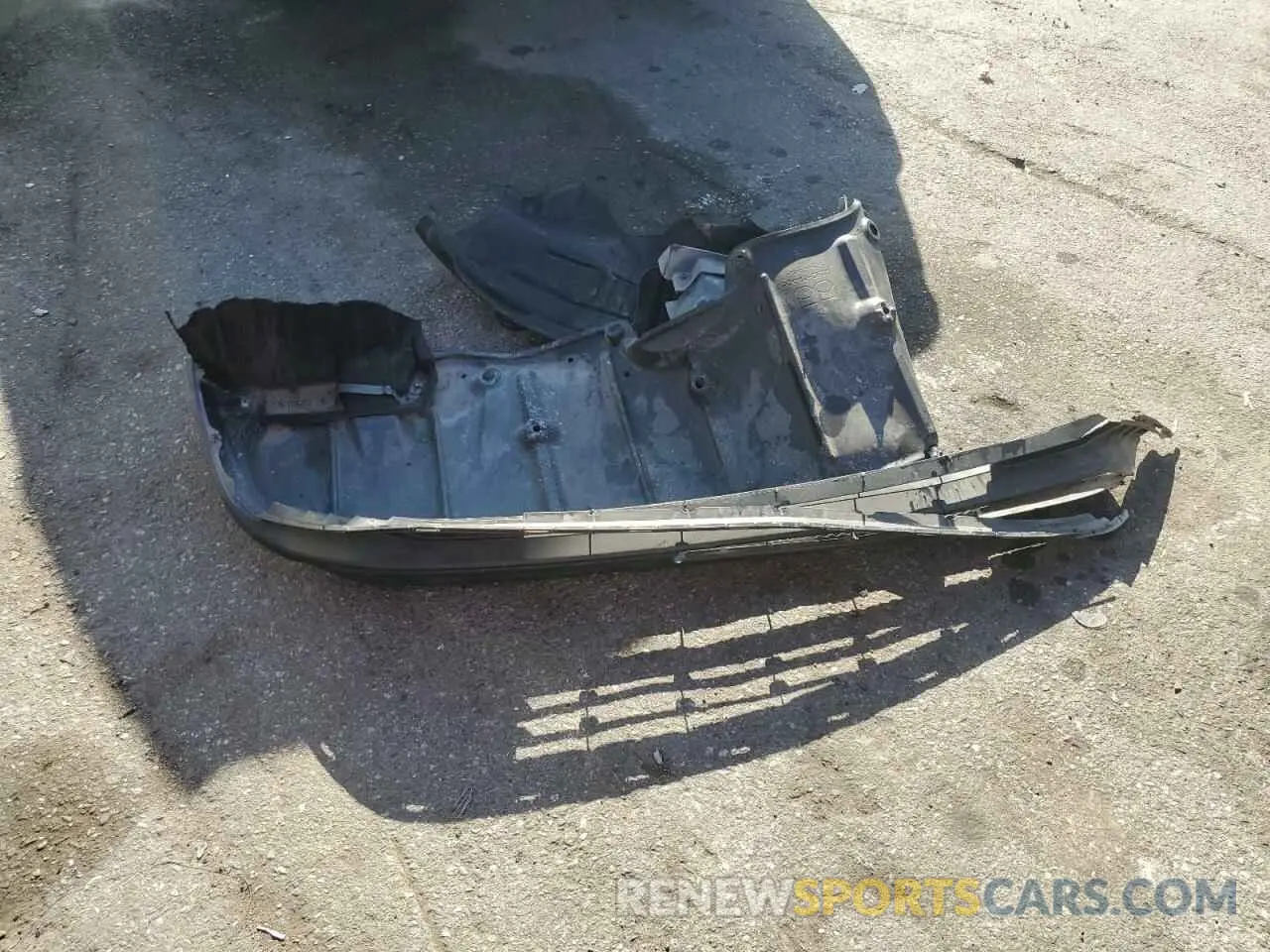 13 Photograph of a damaged car 5TDKDRAH4RS051601 TOYOTA HIGHLANDER 2024