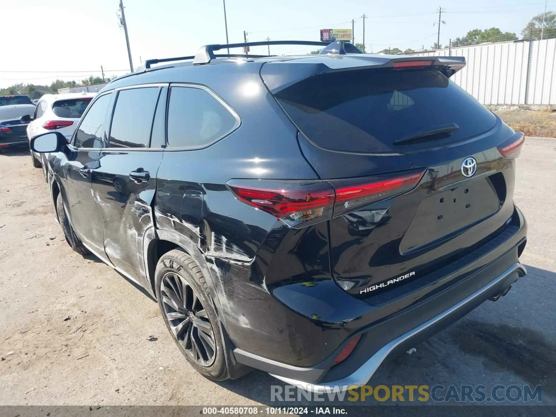 3 Photograph of a damaged car 5TDKDRAH4RS529760 TOYOTA HIGHLANDER 2024