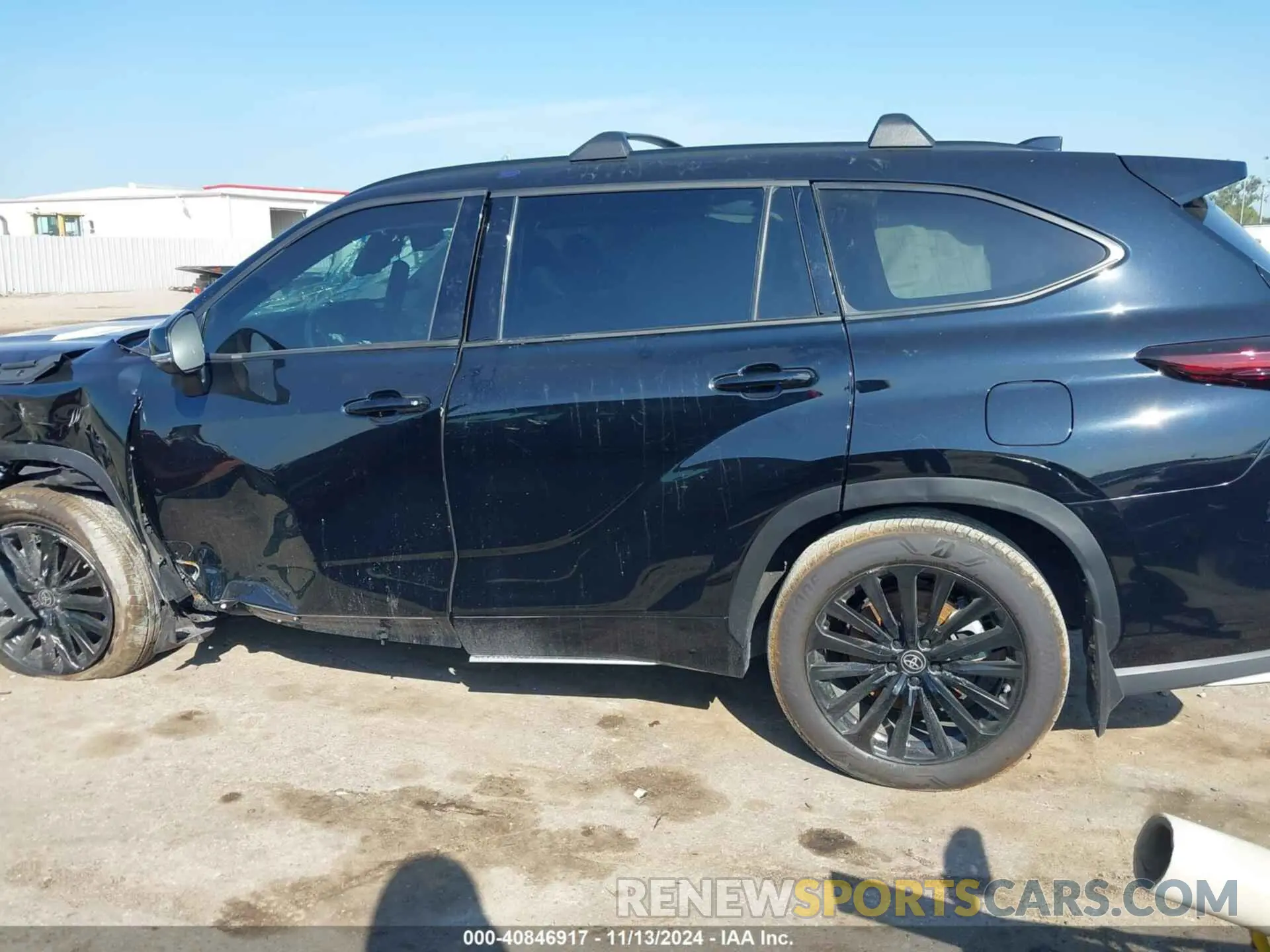 14 Photograph of a damaged car 5TDKDRAH4RS529886 TOYOTA HIGHLANDER 2024