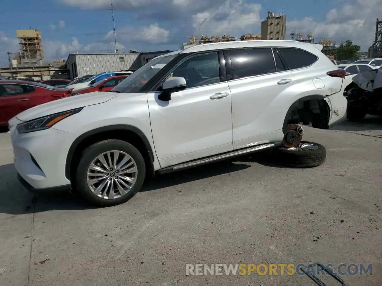 1 Photograph of a damaged car 5TDKDRAH6RS535933 TOYOTA HIGHLANDER 2024