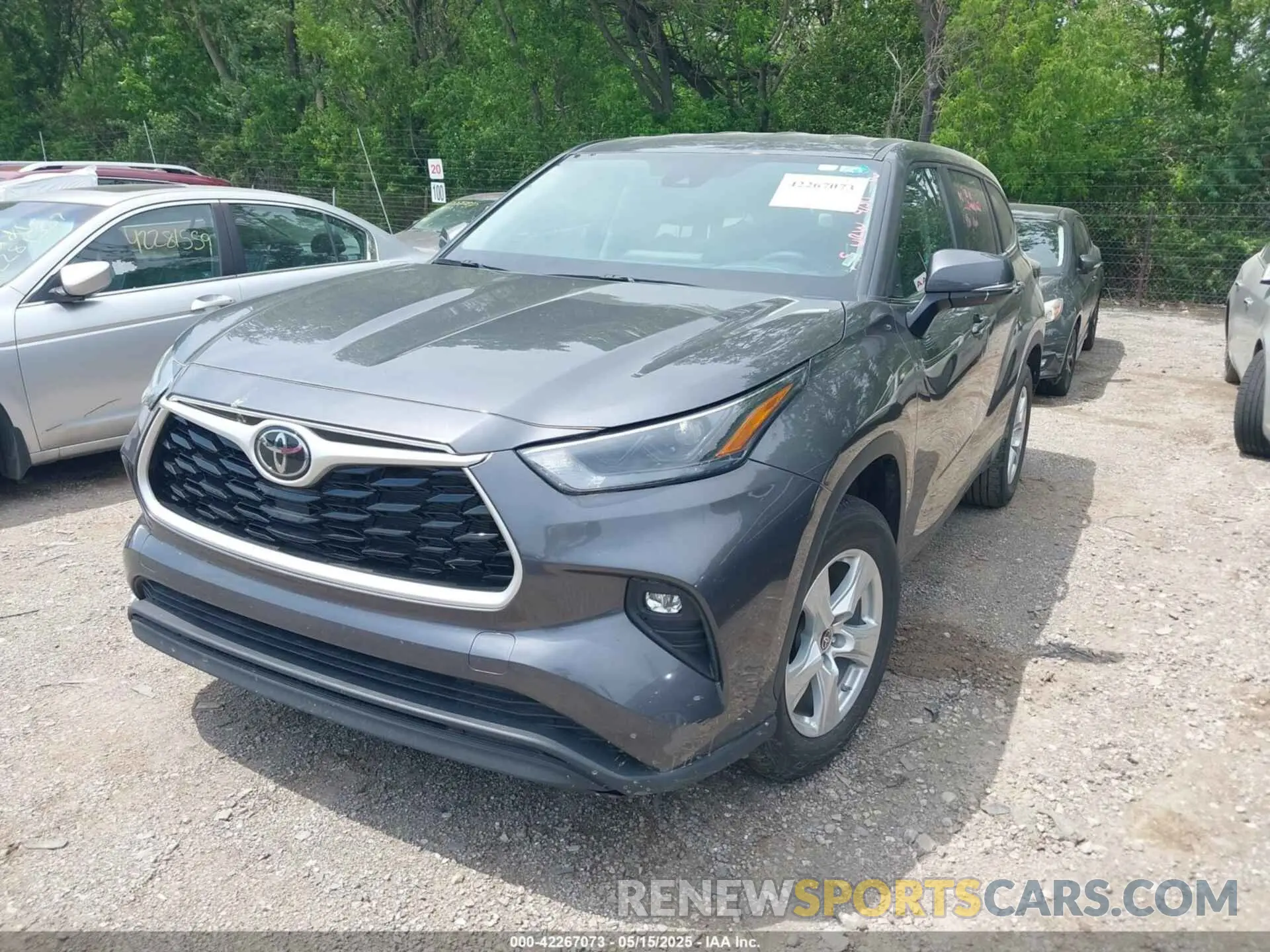 2 Photograph of a damaged car 5TDKDRAH6RS539383 TOYOTA HIGHLANDER 2024