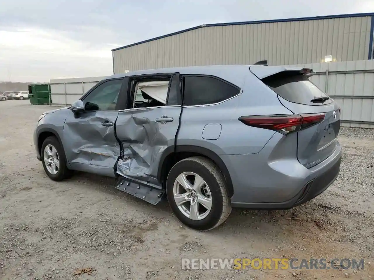 2 Photograph of a damaged car 5TDKDRAH7RS528294 TOYOTA HIGHLANDER 2024