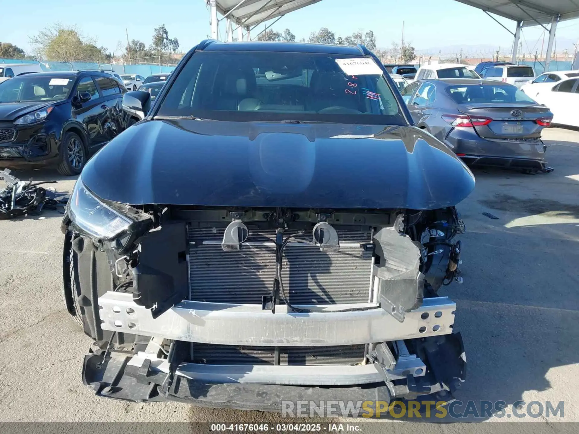 13 Photograph of a damaged car 5TDKDRAH7RS528621 TOYOTA HIGHLANDER 2024