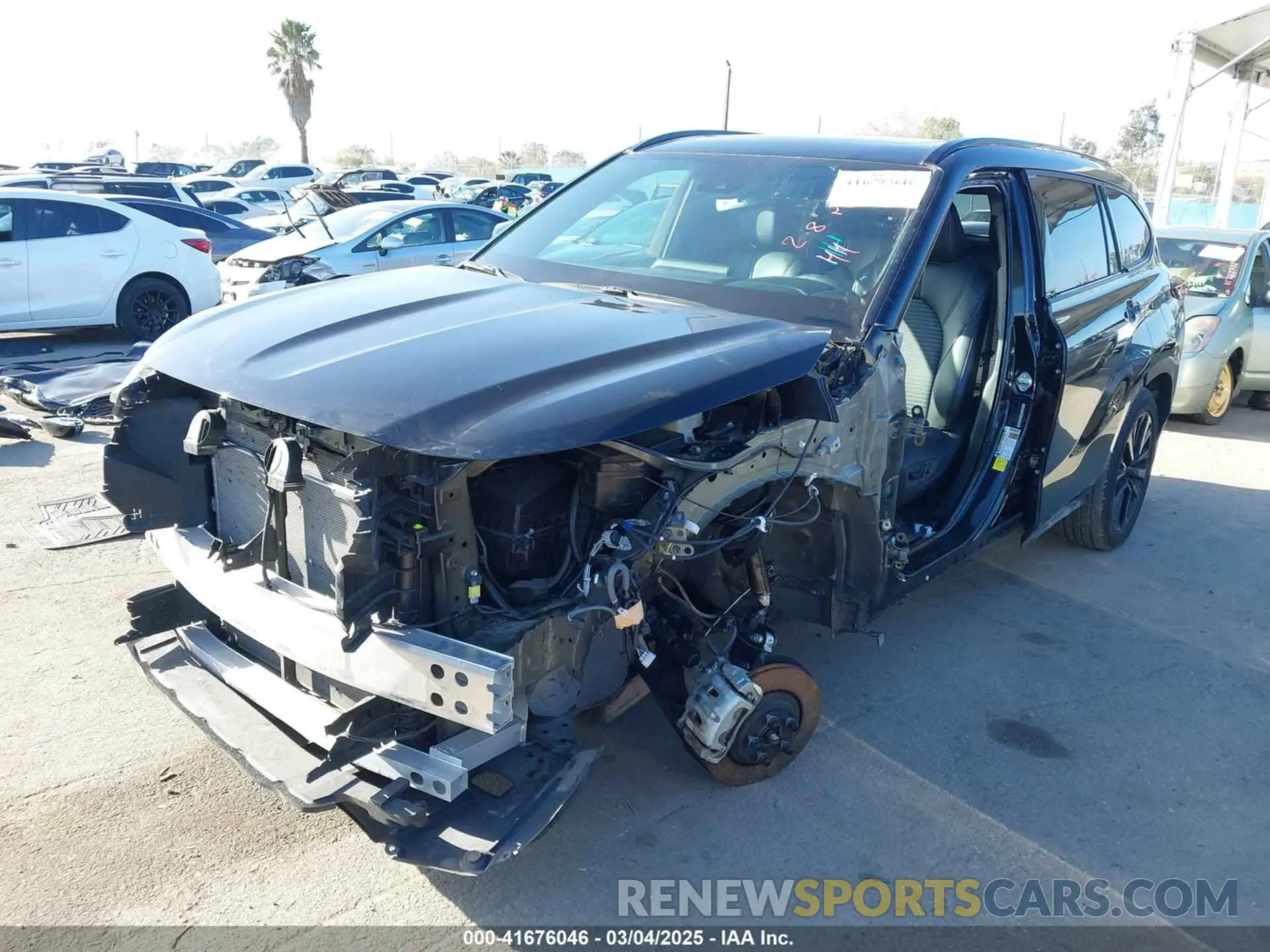 2 Photograph of a damaged car 5TDKDRAH7RS528621 TOYOTA HIGHLANDER 2024
