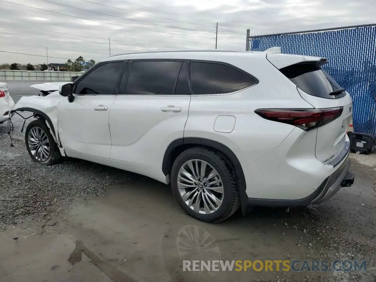 2 Photograph of a damaged car 5TDKDRAH7RS534063 TOYOTA HIGHLANDER 2024