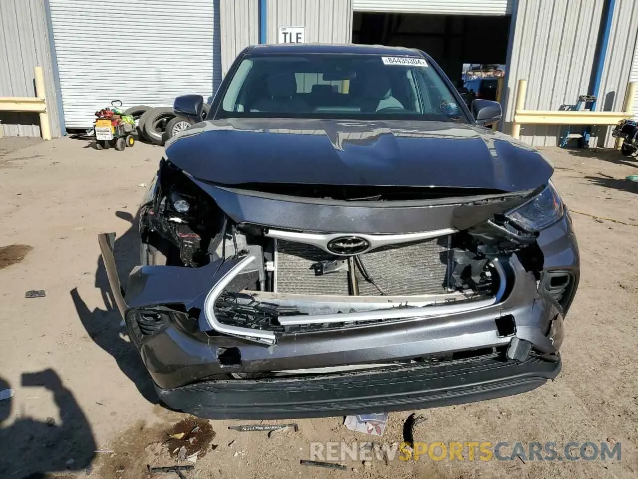 5 Photograph of a damaged car 5TDKDRAH8RS050418 TOYOTA HIGHLANDER 2024