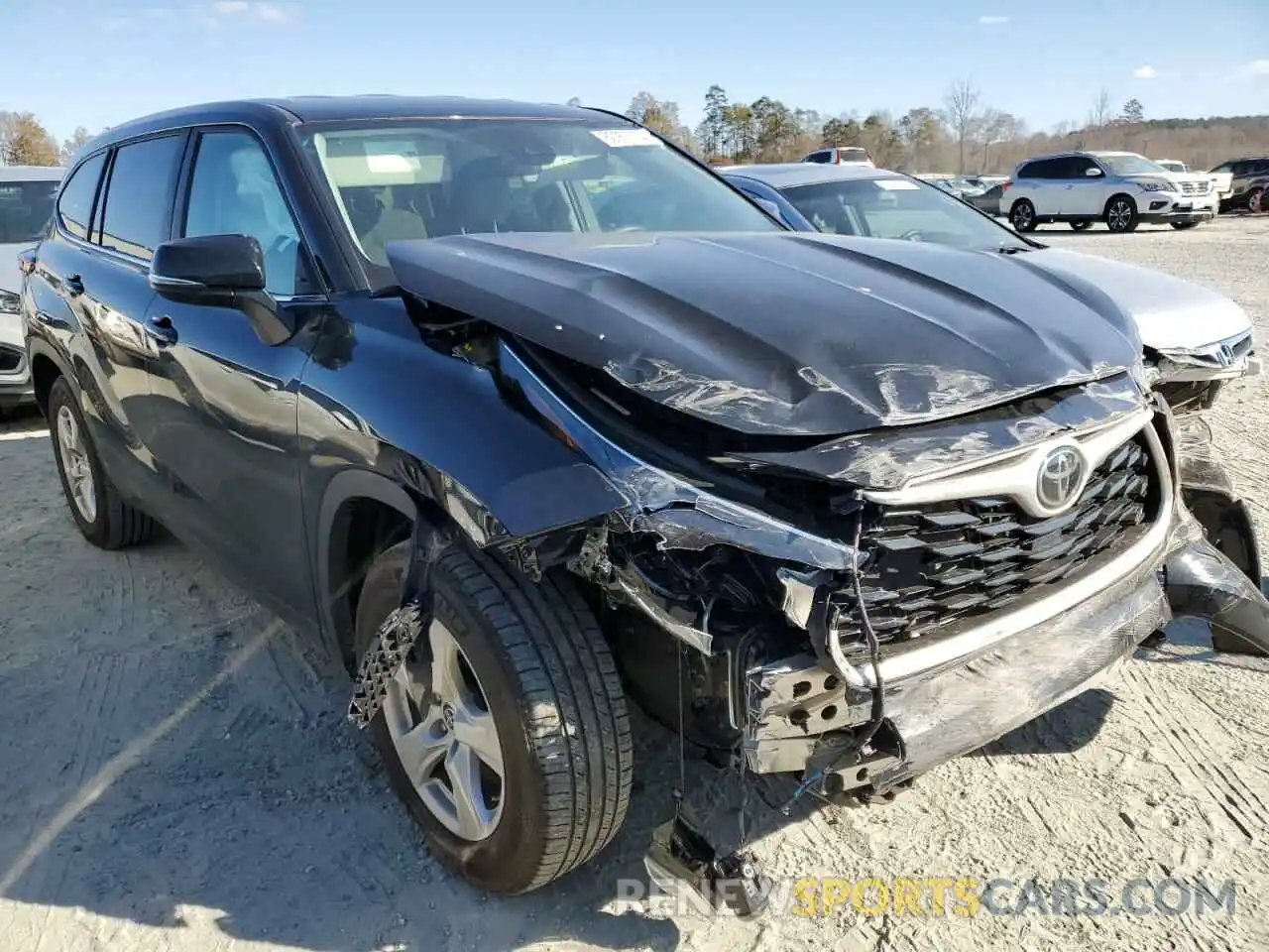 4 Photograph of a damaged car 5TDKDRAH8RS532676 TOYOTA HIGHLANDER 2024