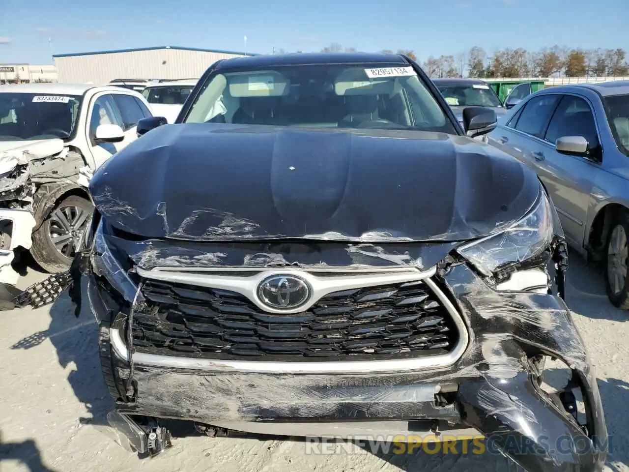 5 Photograph of a damaged car 5TDKDRAH8RS532676 TOYOTA HIGHLANDER 2024