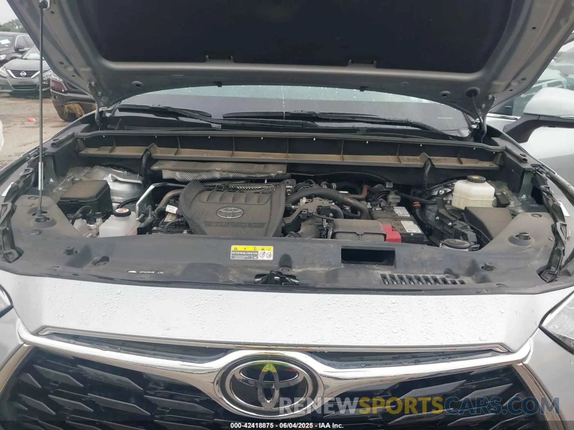 10 Photograph of a damaged car 5TDKDRAH8RS546948 TOYOTA HIGHLANDER 2024