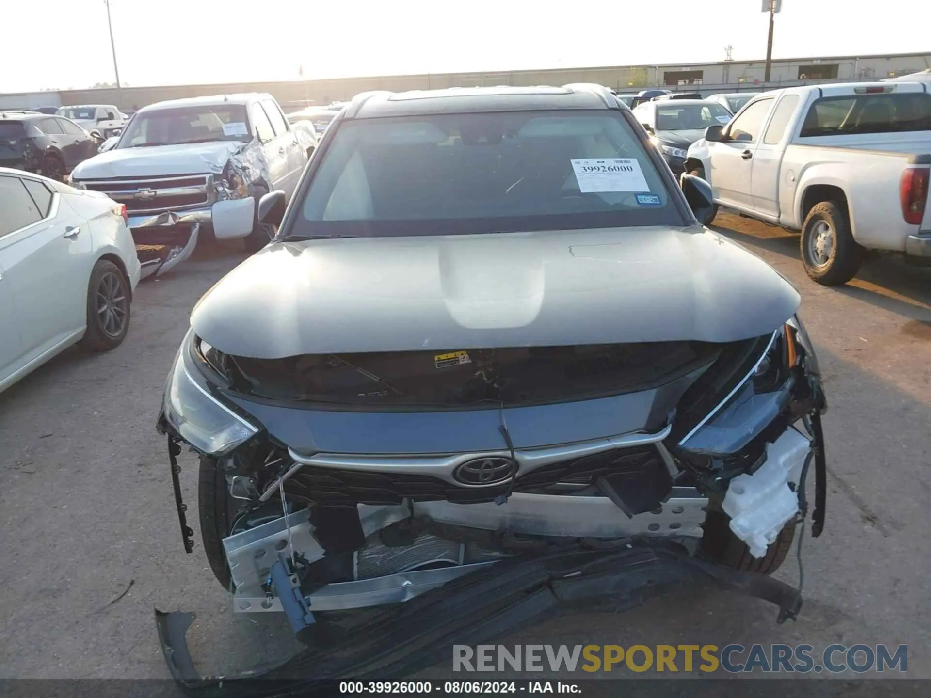 12 Photograph of a damaged car 5TDKDRAH9RS053005 TOYOTA HIGHLANDER 2024
