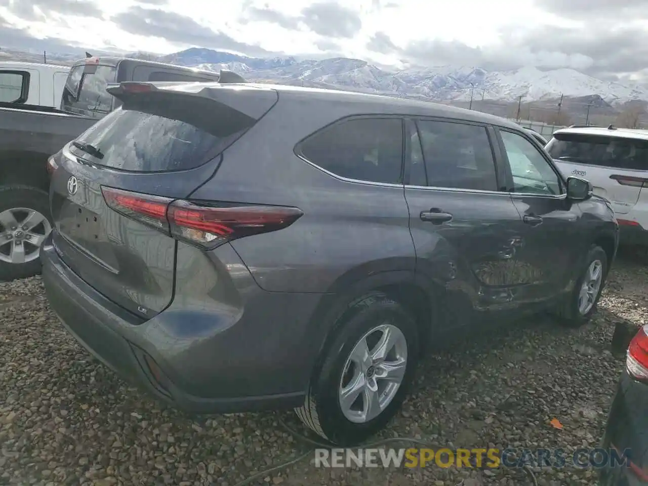 3 Photograph of a damaged car 5TDKDRAH9RS527373 TOYOTA HIGHLANDER 2024